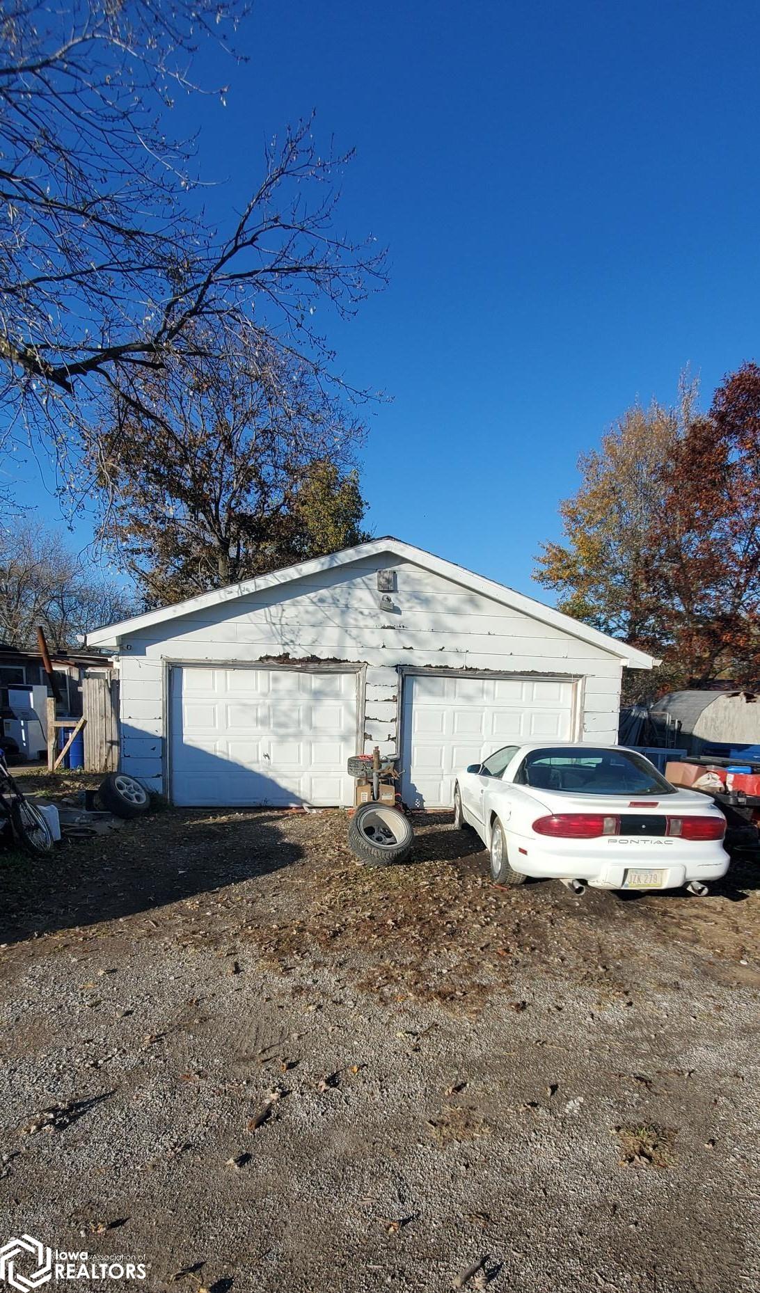 301 E 1st Street, Moulton, Iowa image 2