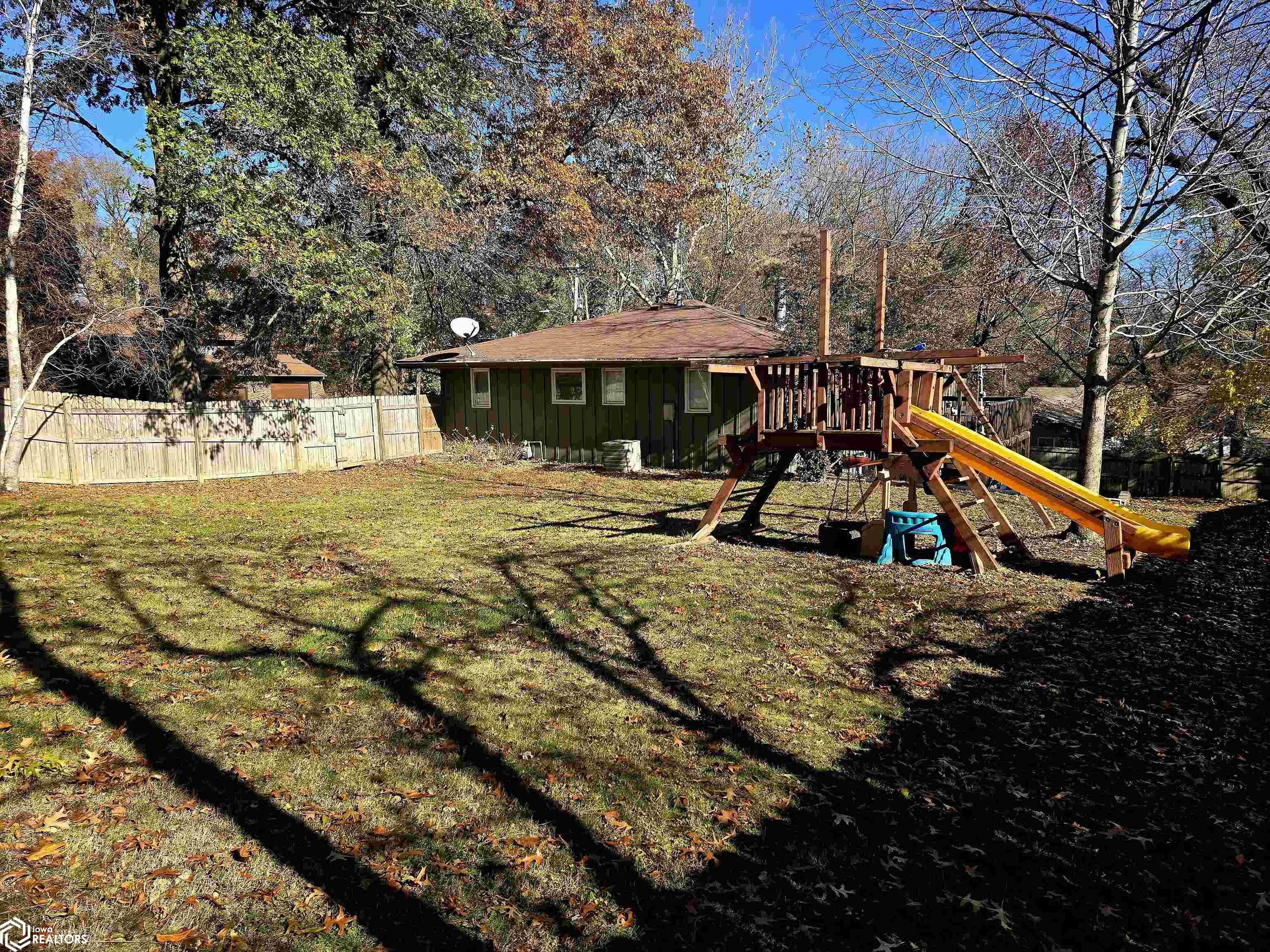 1702 B Avenue, Oskaloosa, Iowa image 18