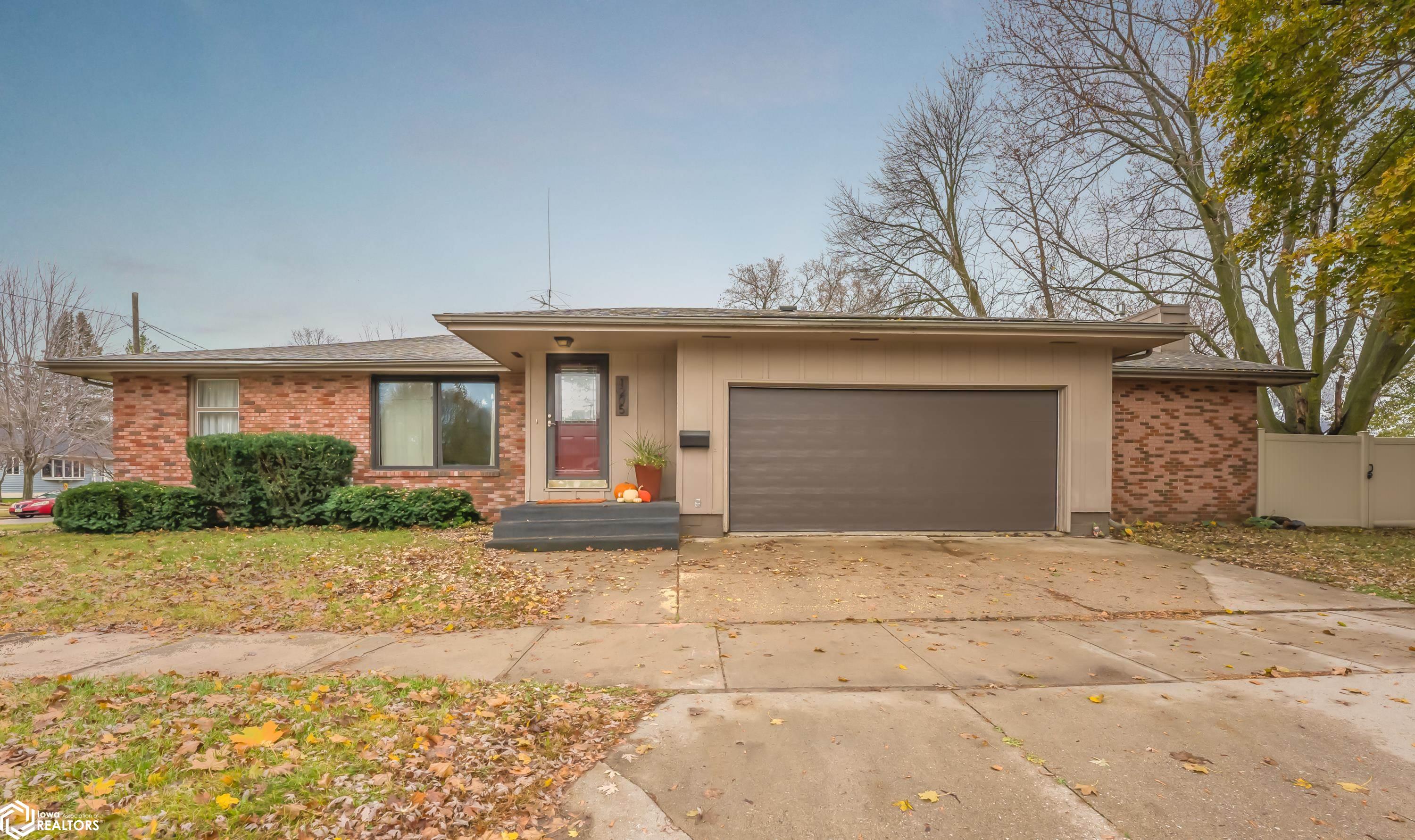 1205 9th St Nw, Mason City, Iowa image 26