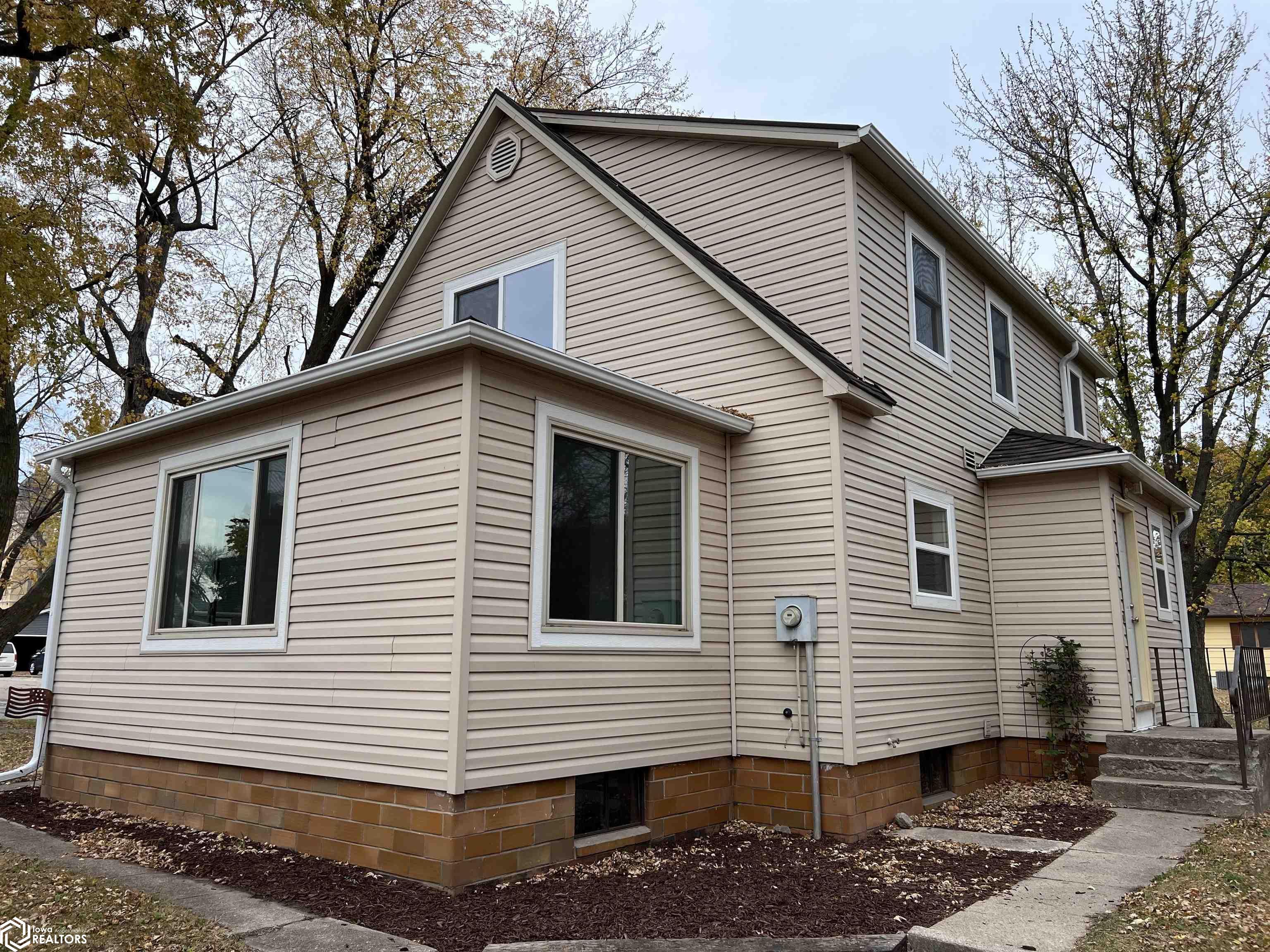 204 NE 1st Avenue, West Bend, Iowa image 1