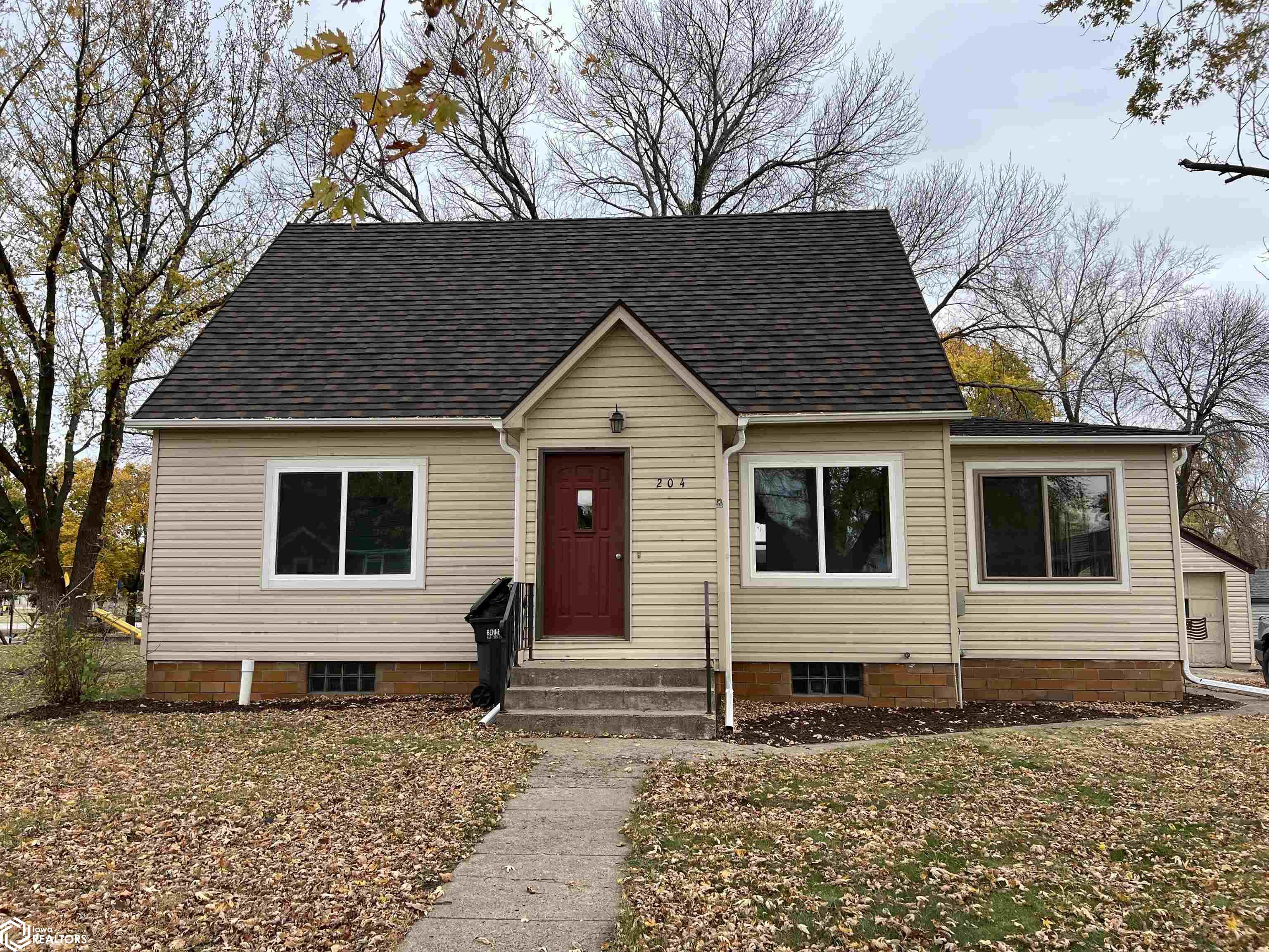 204 NE 1st Avenue, West Bend, Iowa image 39