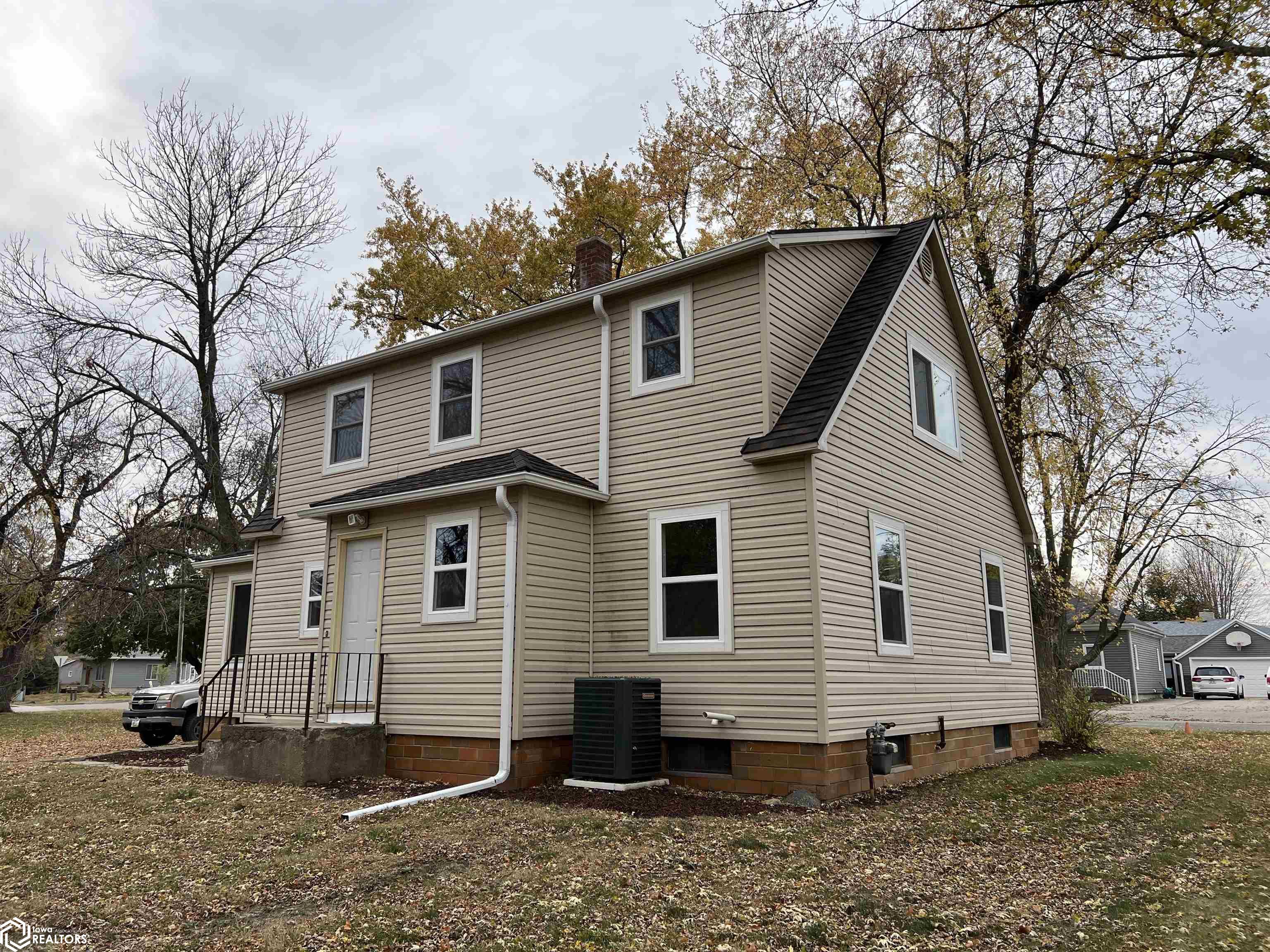 204 NE 1st Avenue, West Bend, Iowa image 41