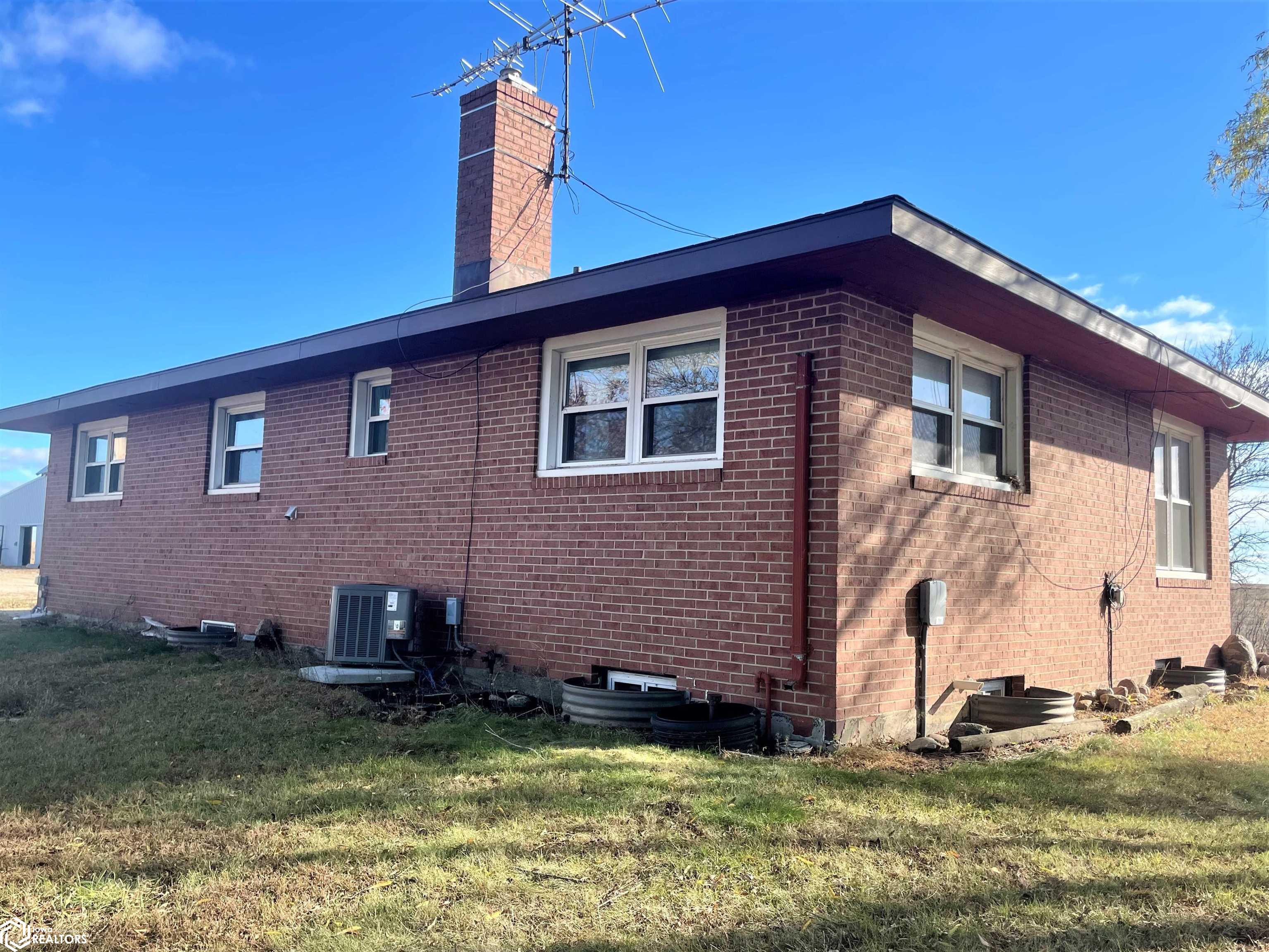 4908 100th Avenue, Ledyard, Iowa image 3