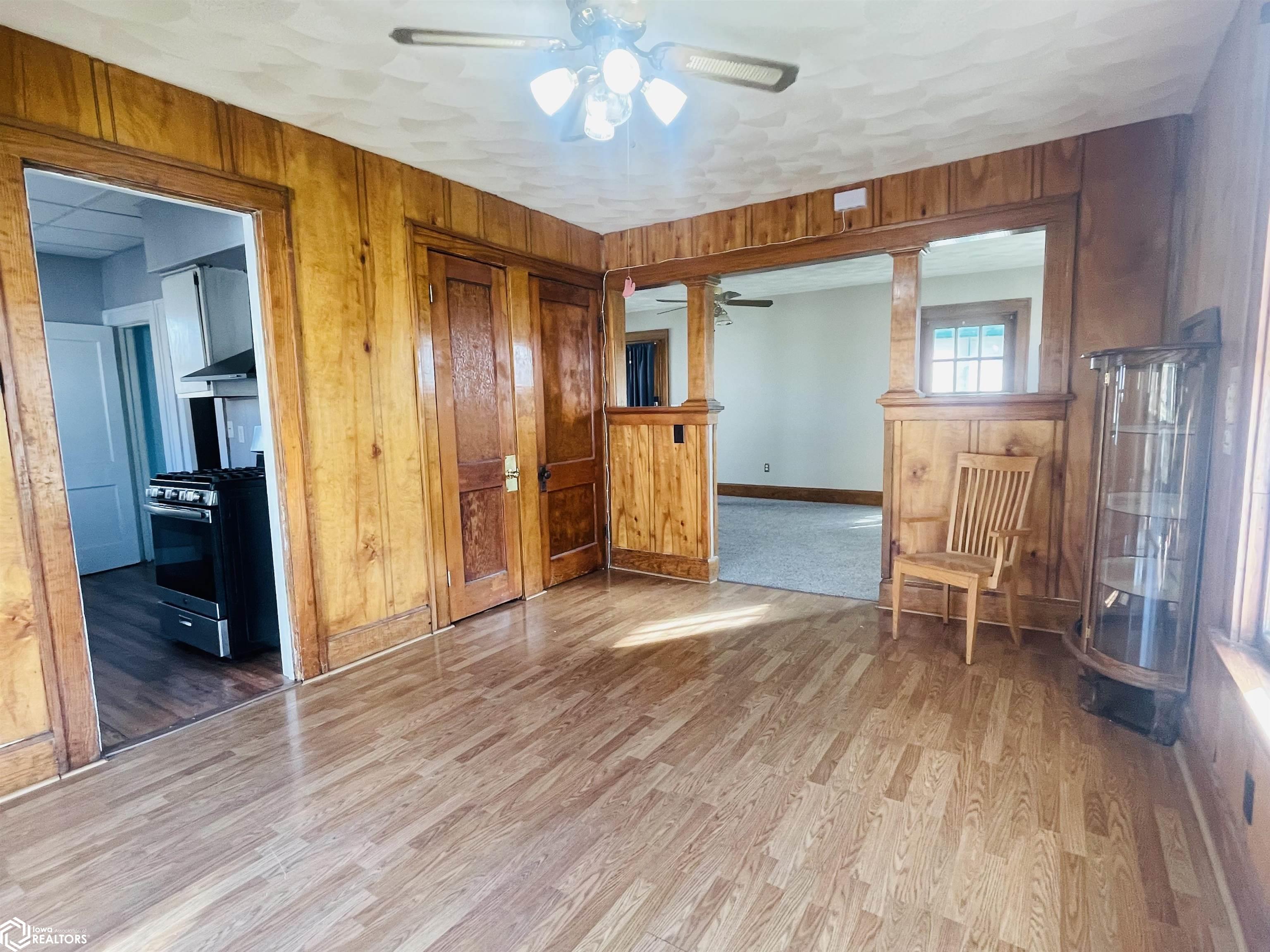 207 W Franklin Street, Mount Pleasant, Iowa image 9