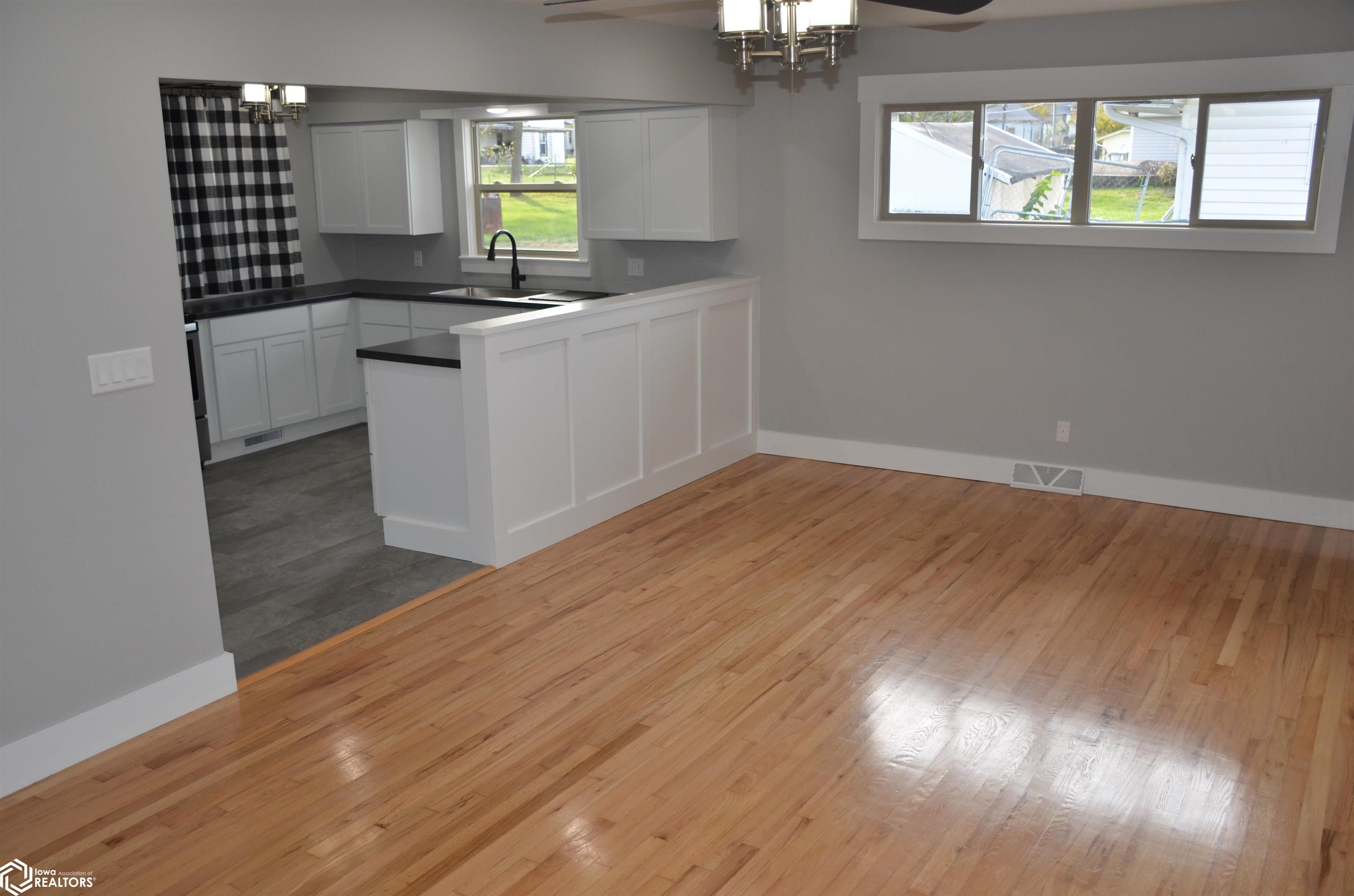 612 A Avenue, Albia, Iowa image 16