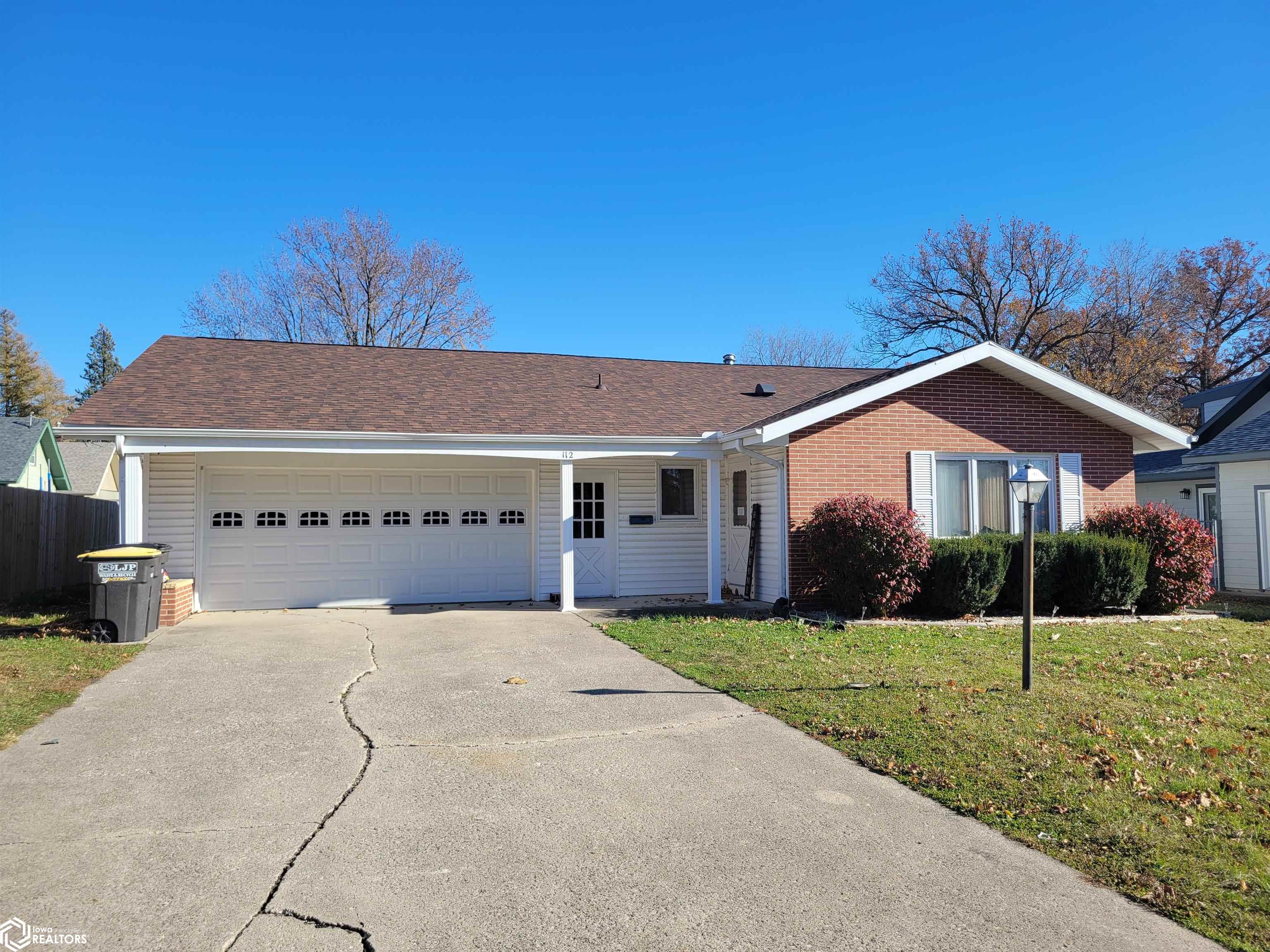 112 S Fort Avenue, Eagle Grove, Iowa image 1
