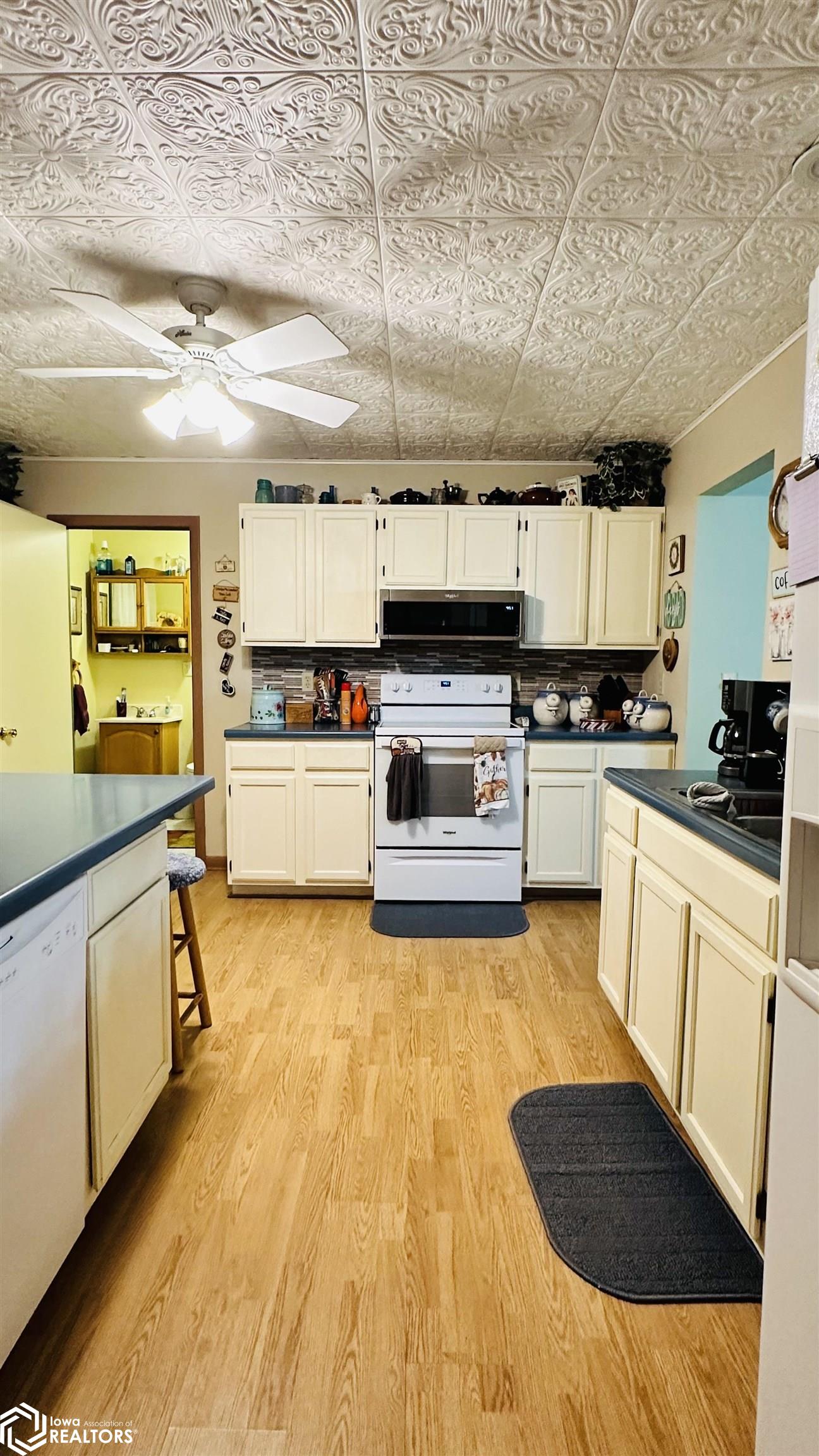 1526 Carroll Street, Keokuk, Iowa image 11