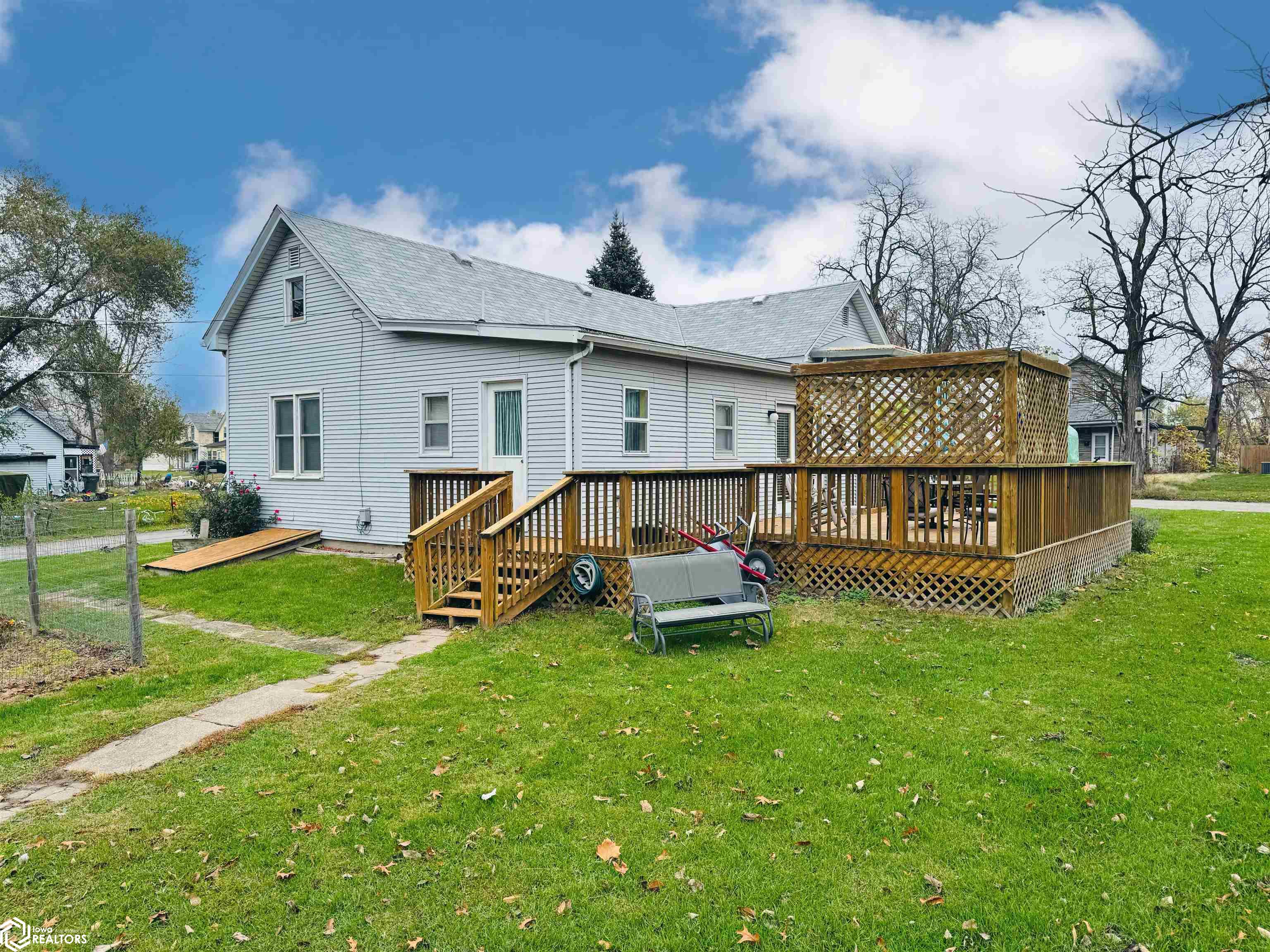 1526 Carroll Street, Keokuk, Iowa image 3
