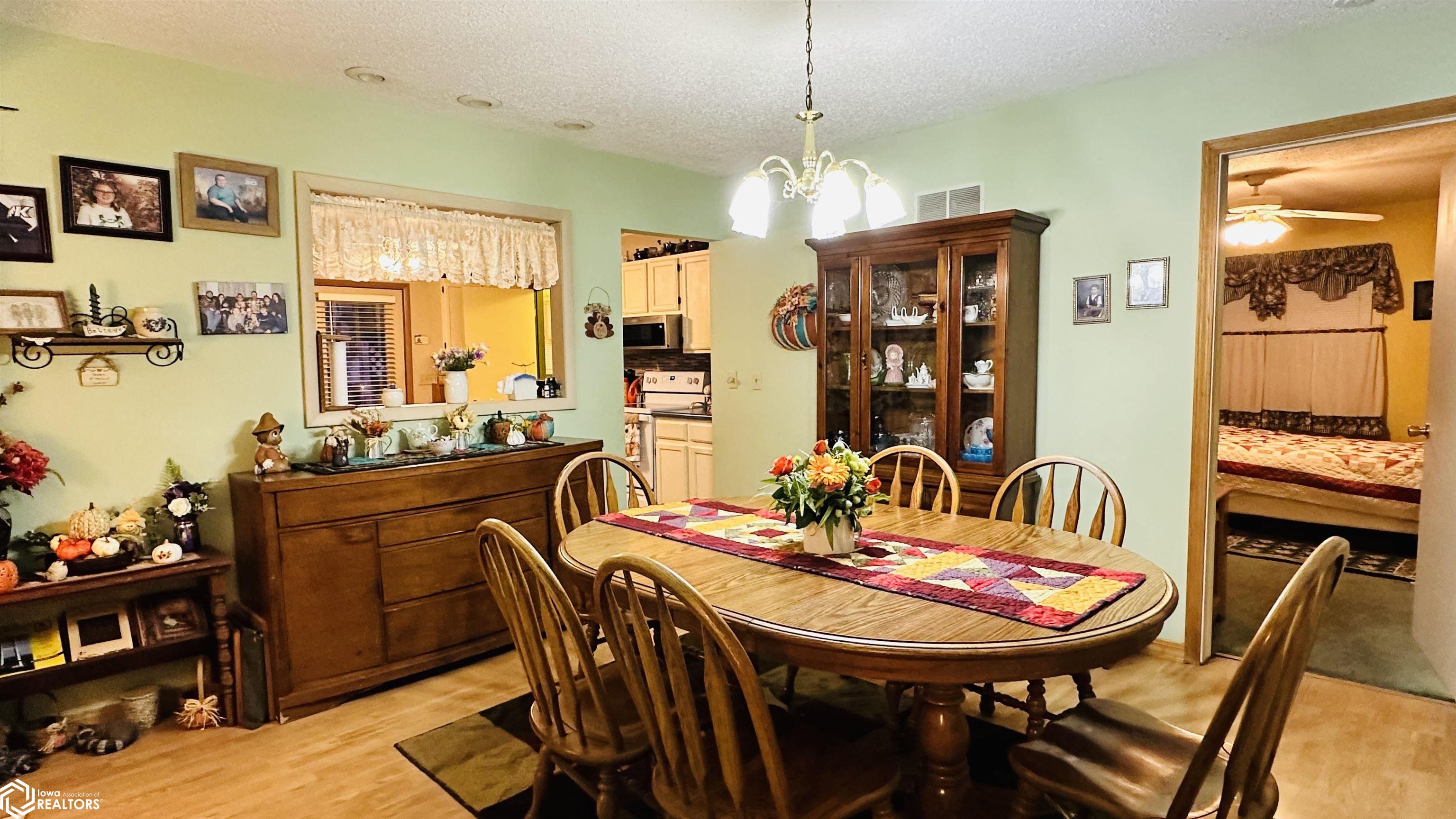 1526 Carroll Street, Keokuk, Iowa image 21