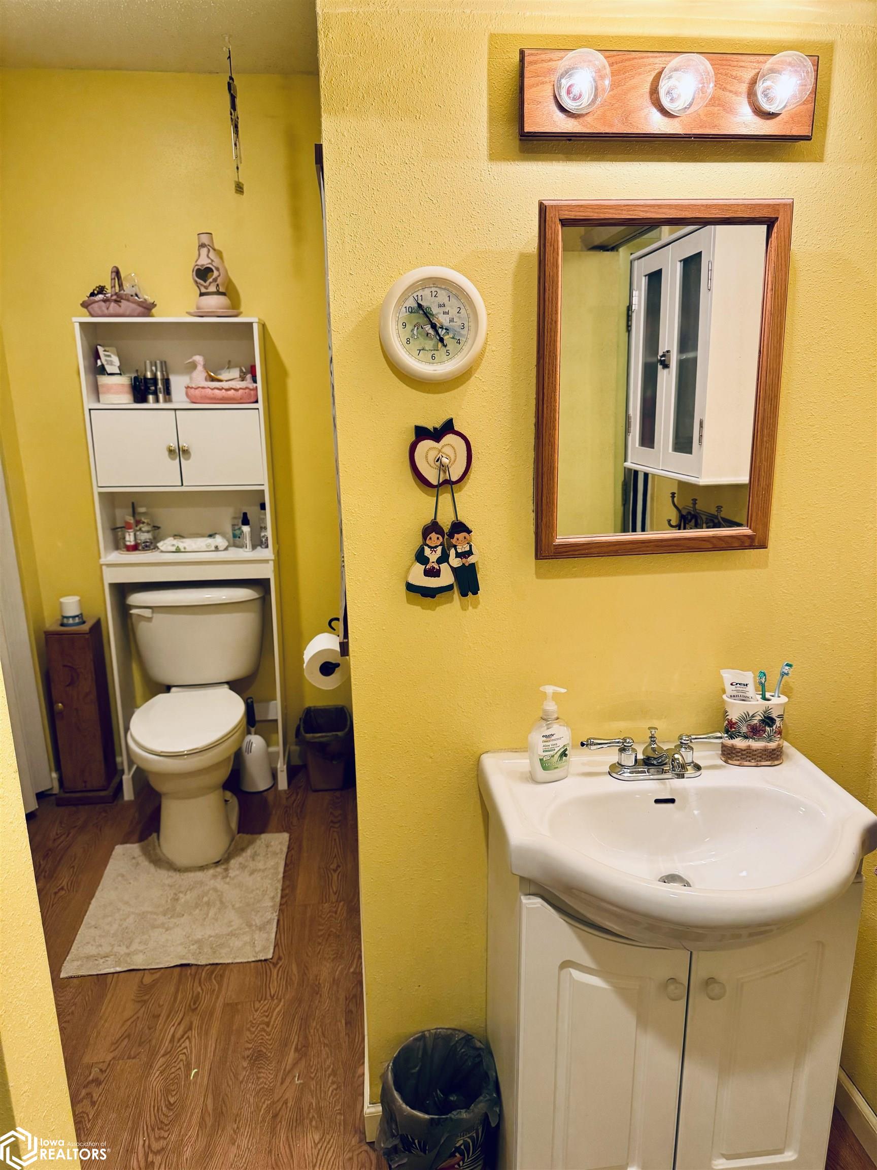 1526 Carroll Street, Keokuk, Iowa image 28