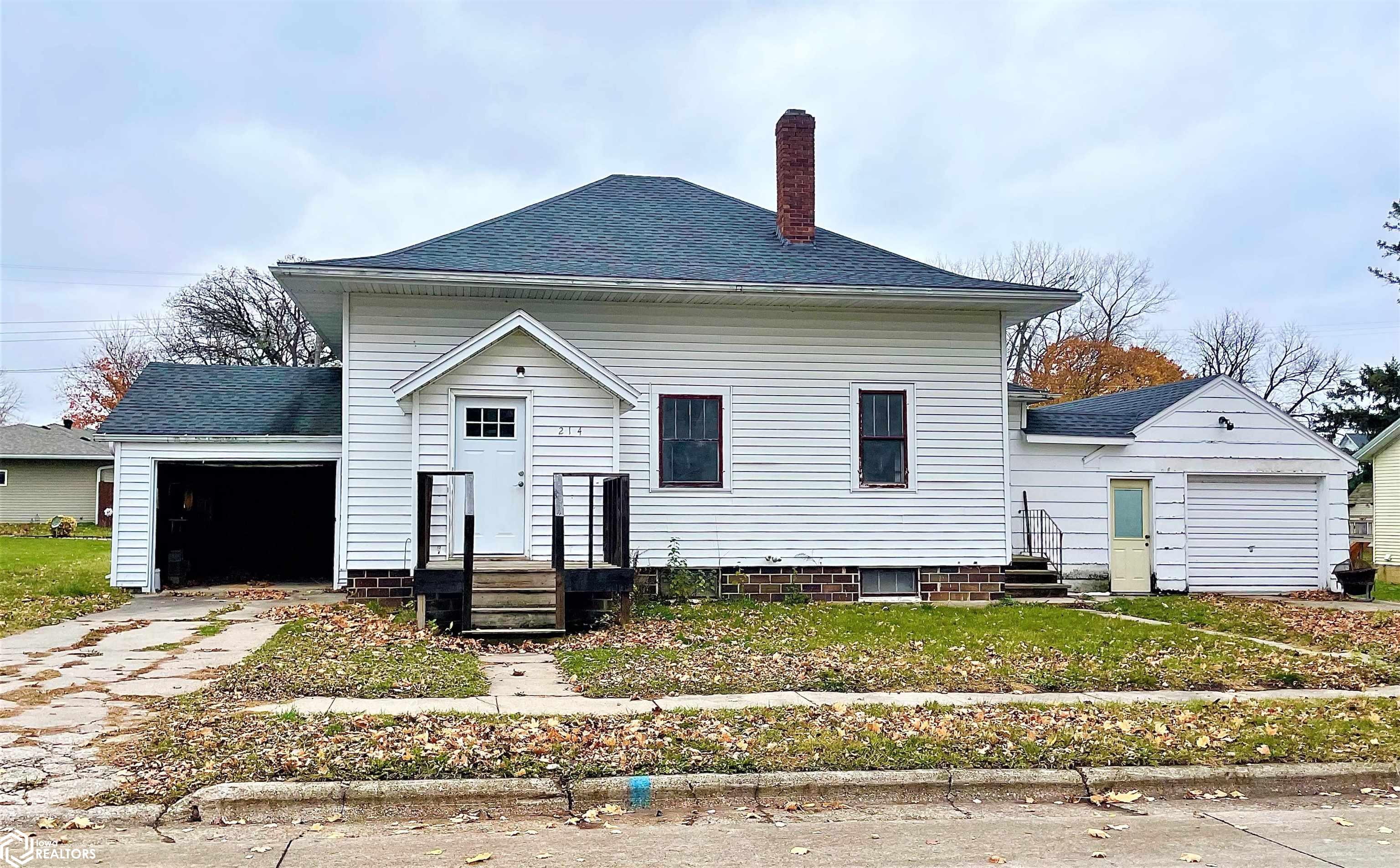 214 2nd Street, Buffalo Center, Iowa image 1