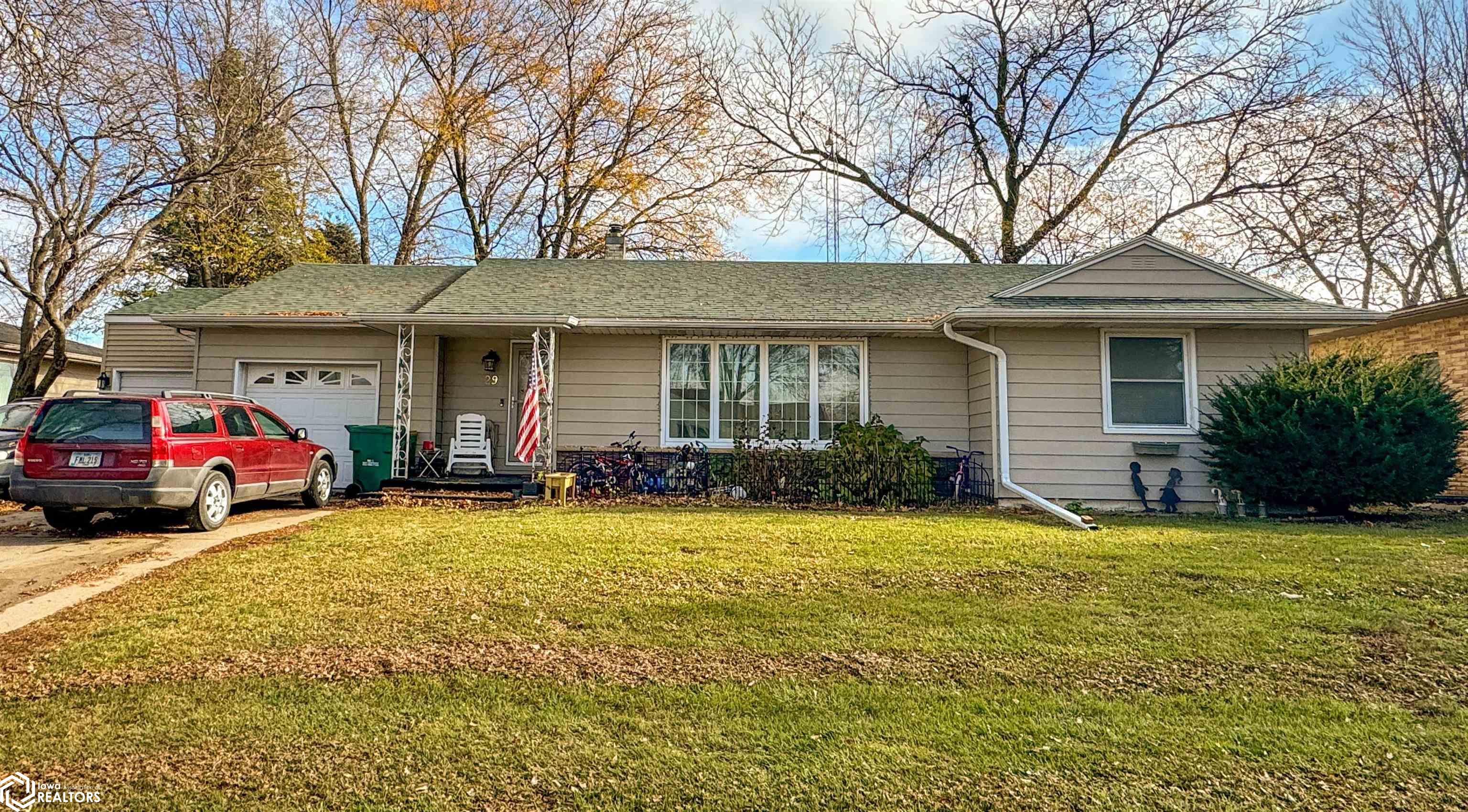 29 Windsor Boulevard, Hampton, Iowa image 1