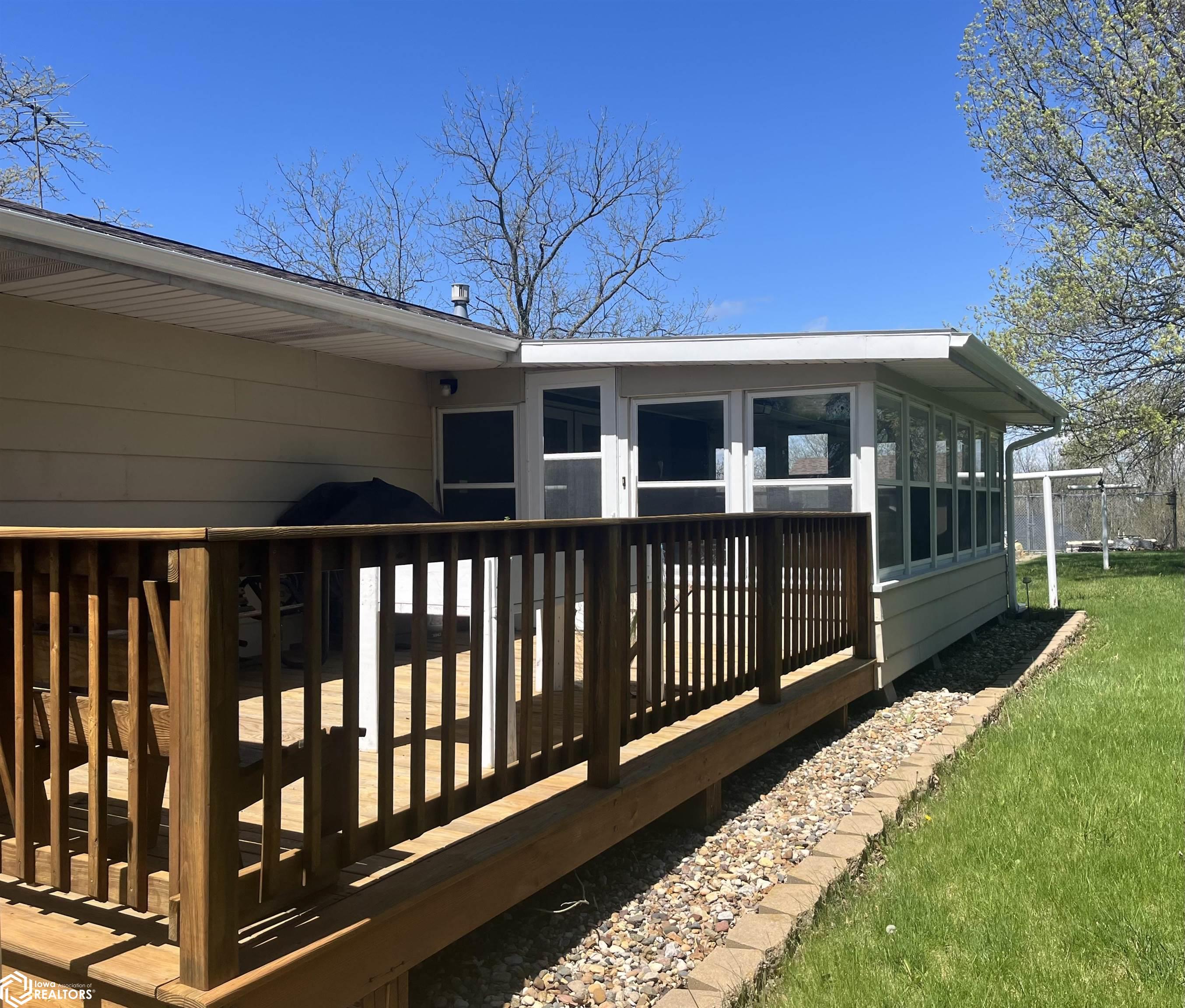 1019 Ilion Avenue, Chariton, Iowa image 2