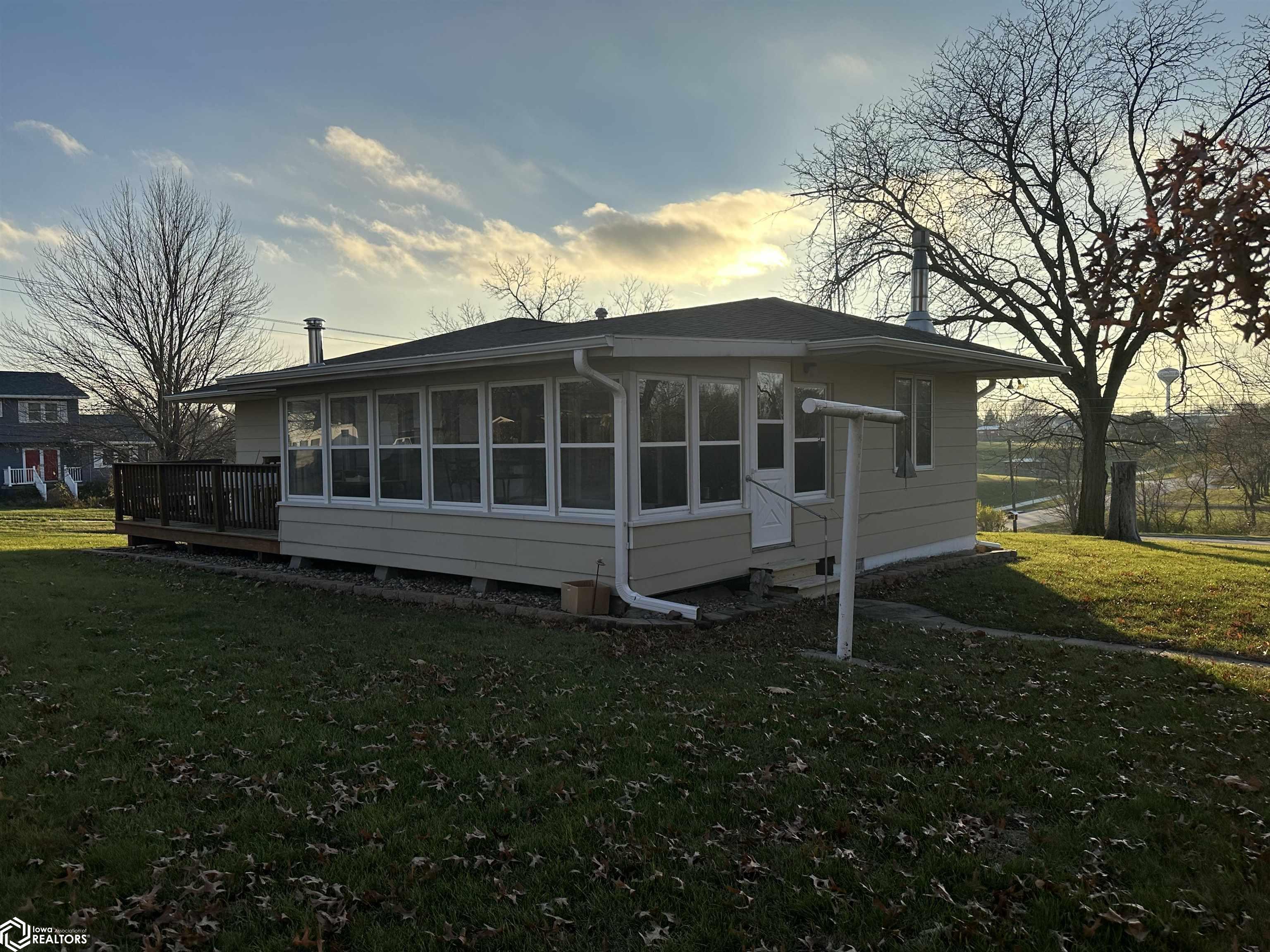 1019 Ilion Avenue, Chariton, Iowa image 3