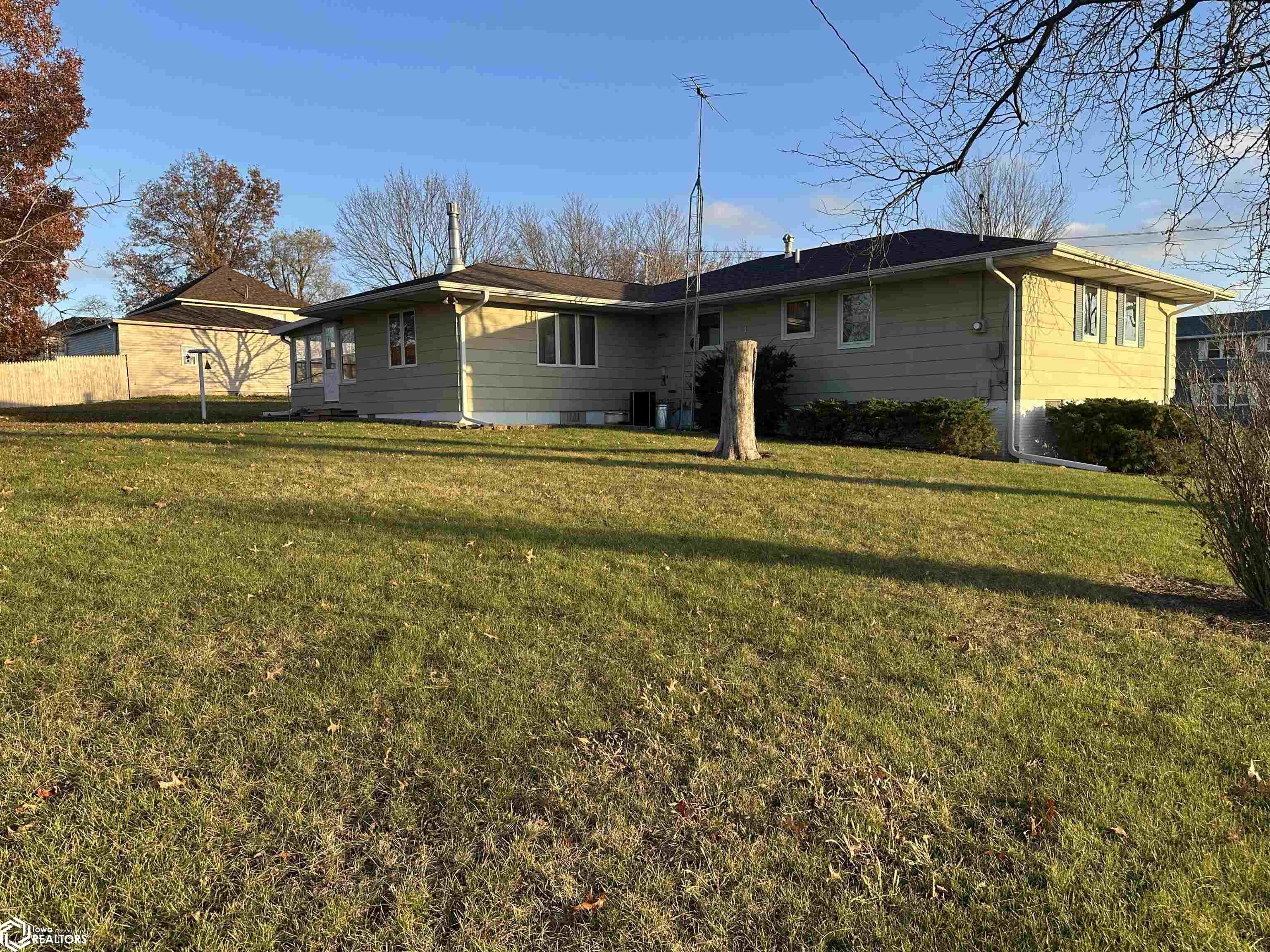 1019 Ilion Avenue, Chariton, Iowa image 6