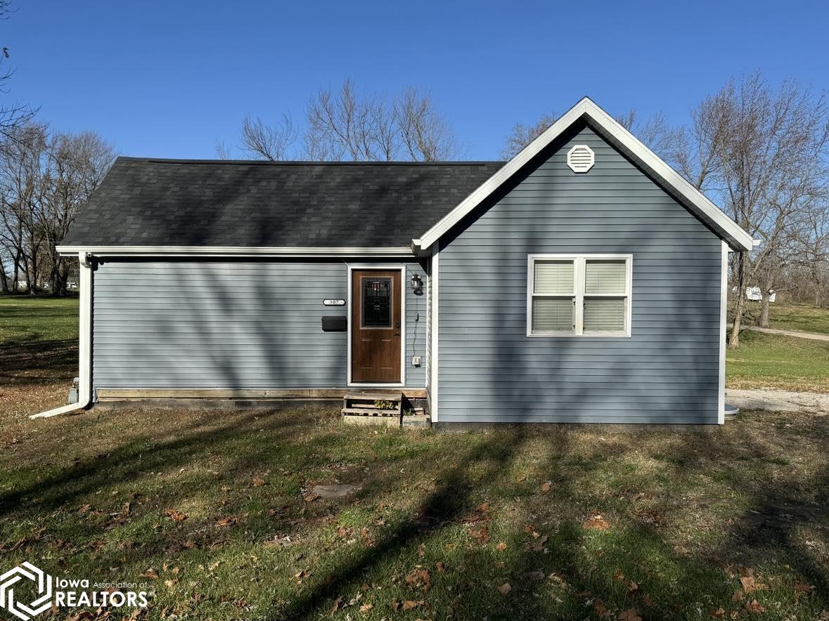 307 E 5th Street, Moulton, Iowa image 1