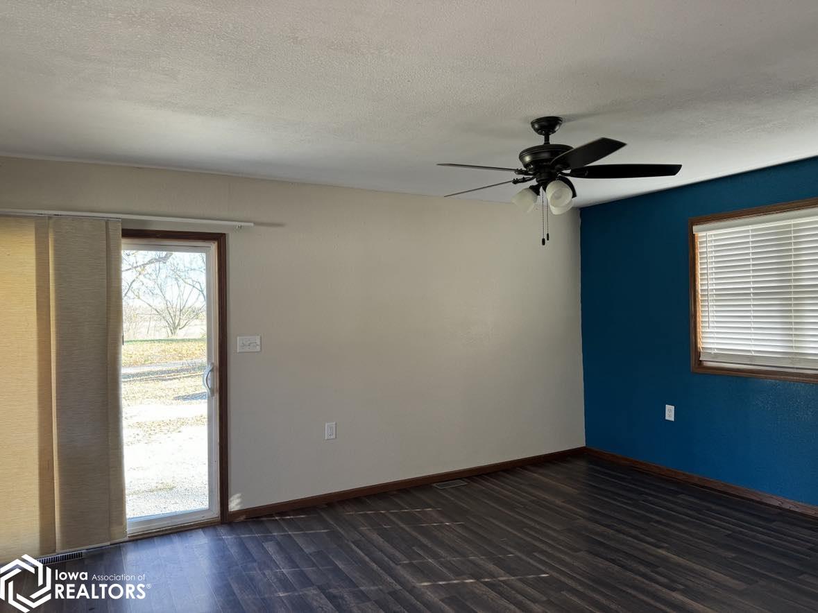 307 E 5th Street, Moulton, Iowa image 14