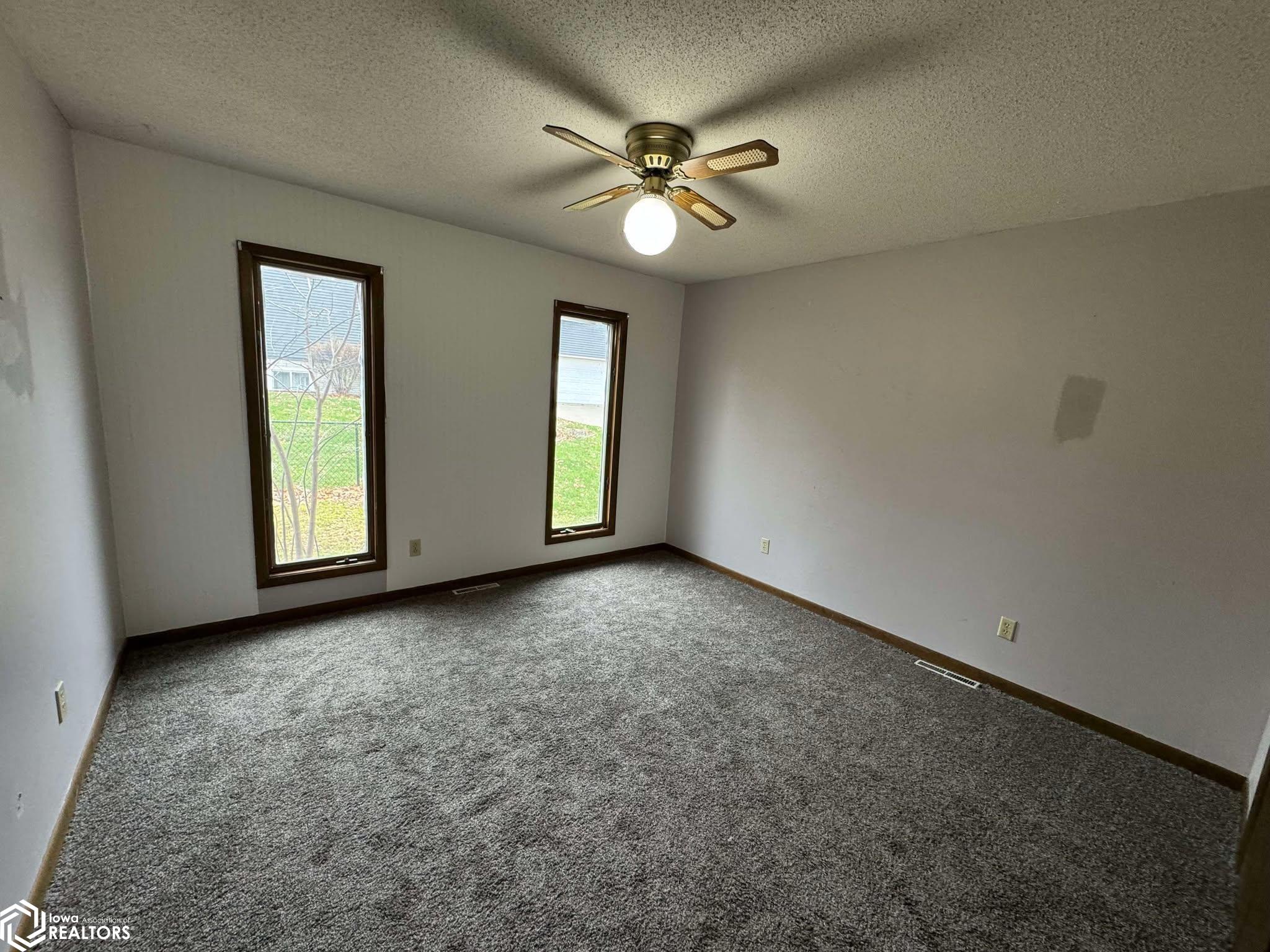 2000 Quail Ridge, Centerville, Iowa image 17