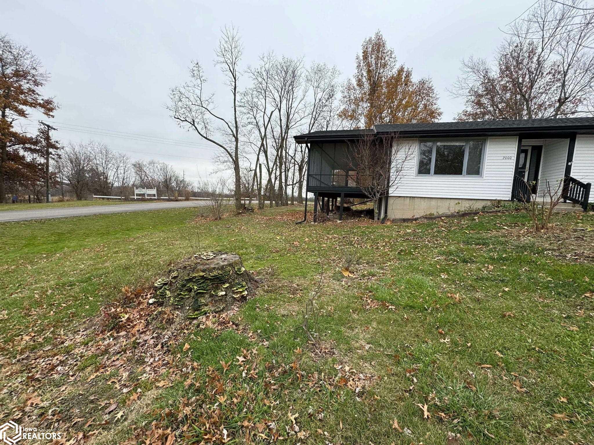 2000 Quail Ridge, Centerville, Iowa image 30