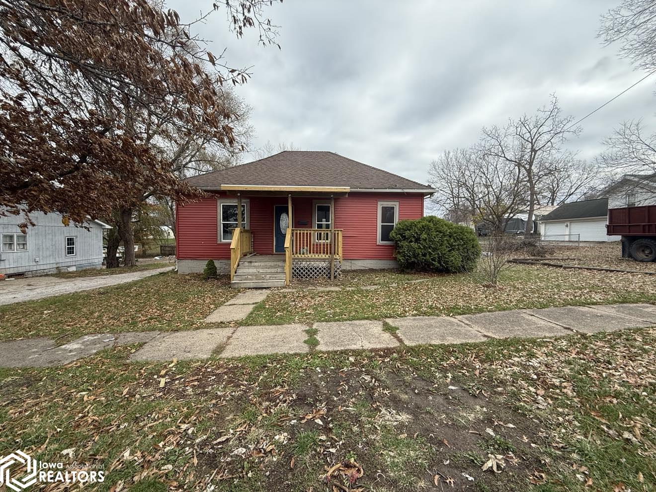 517 N 6th Street, Centerville, Iowa image 1