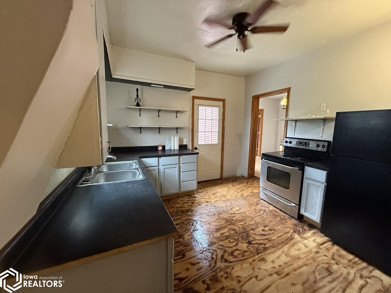 517 N 6th Street, Centerville, Iowa image 27