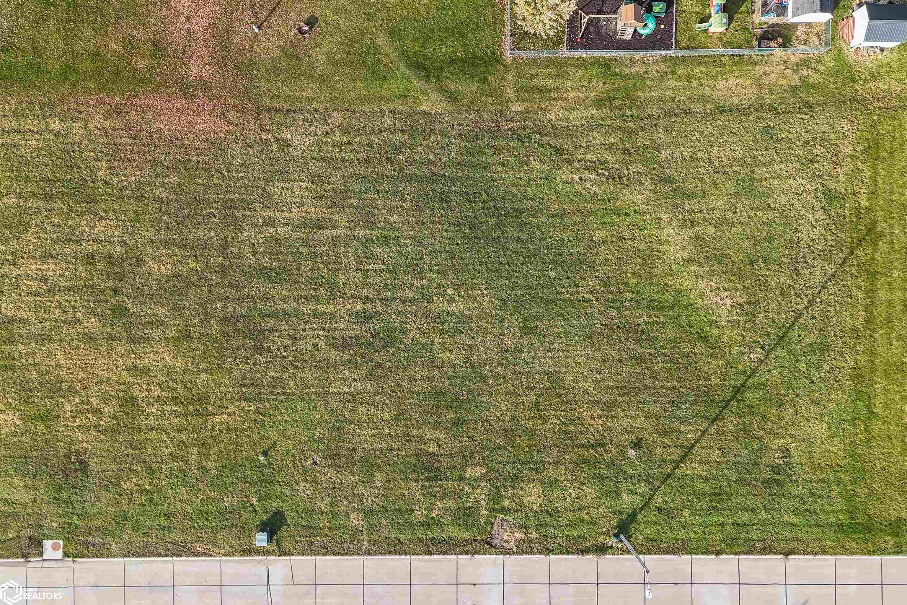 209 Laci Dru Drive, Mediapolis, Iowa image 3