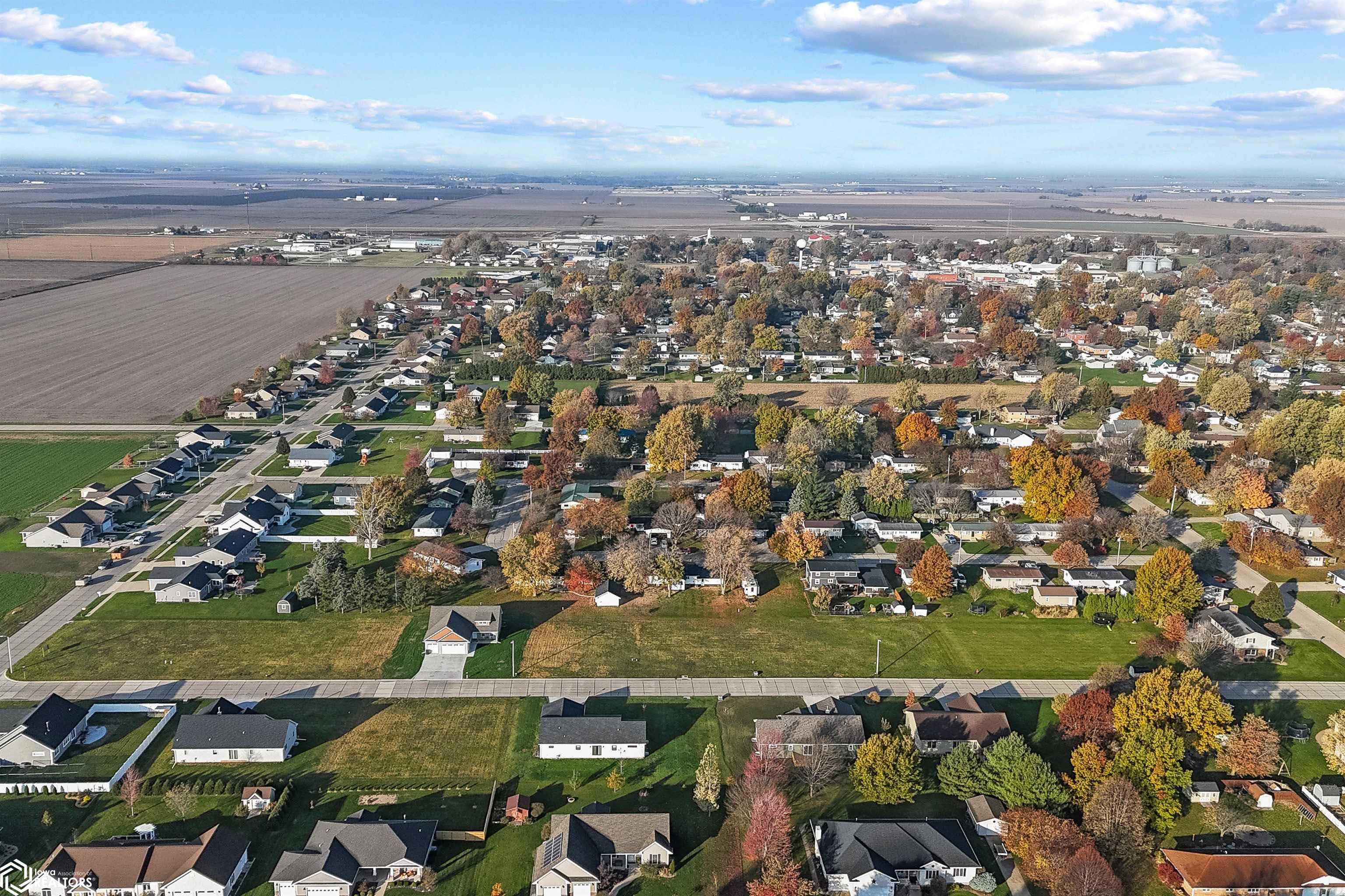 419 Laci Dru Drive, Mediapolis, Iowa image 4