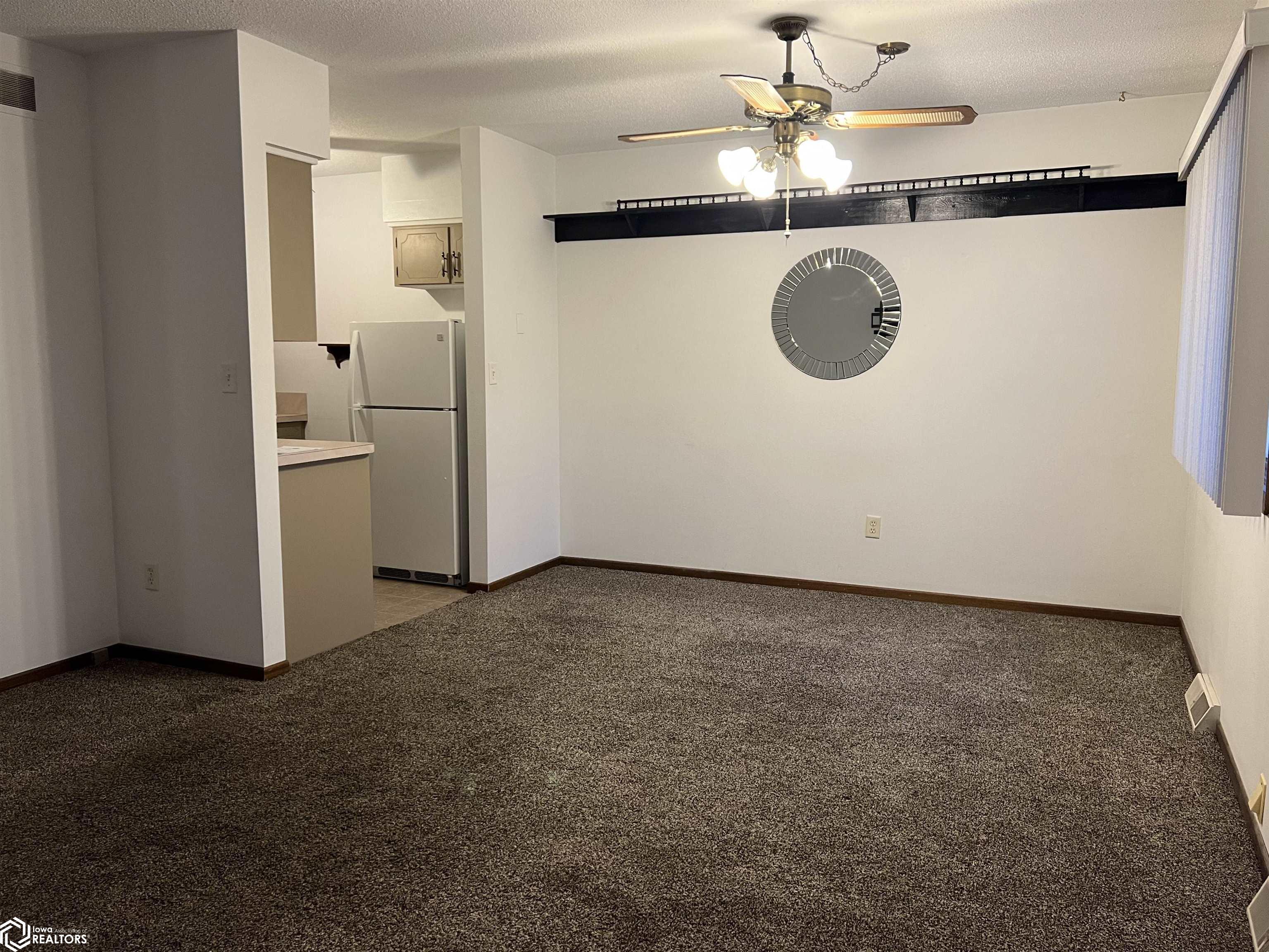 1202 N Clark Street, Carroll, Iowa image 7