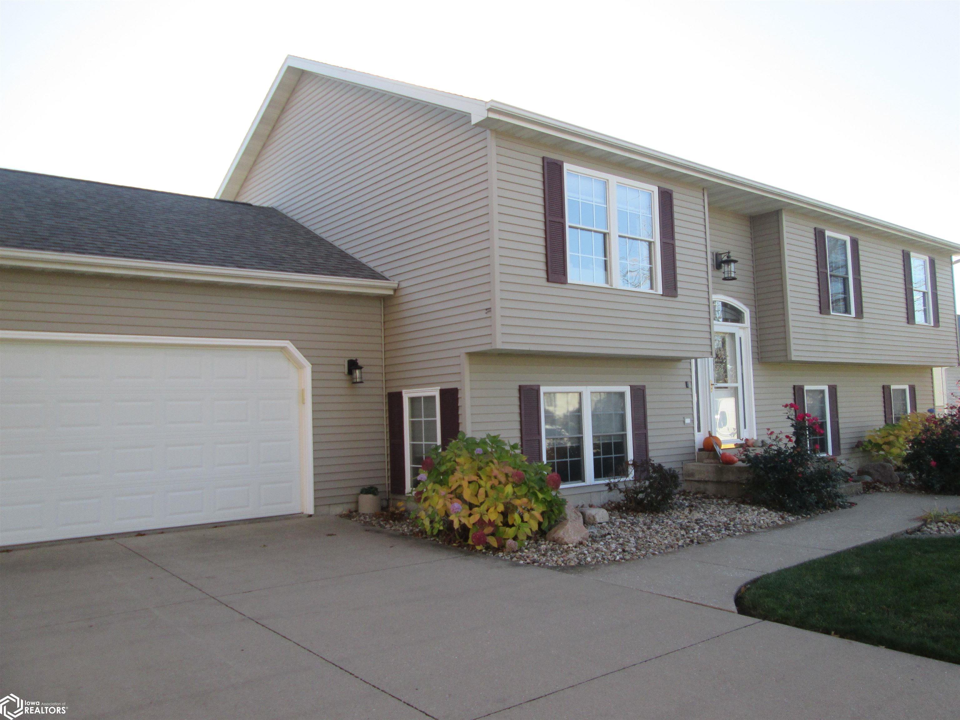 1427 Lynnwood, Burlington, Iowa image 13