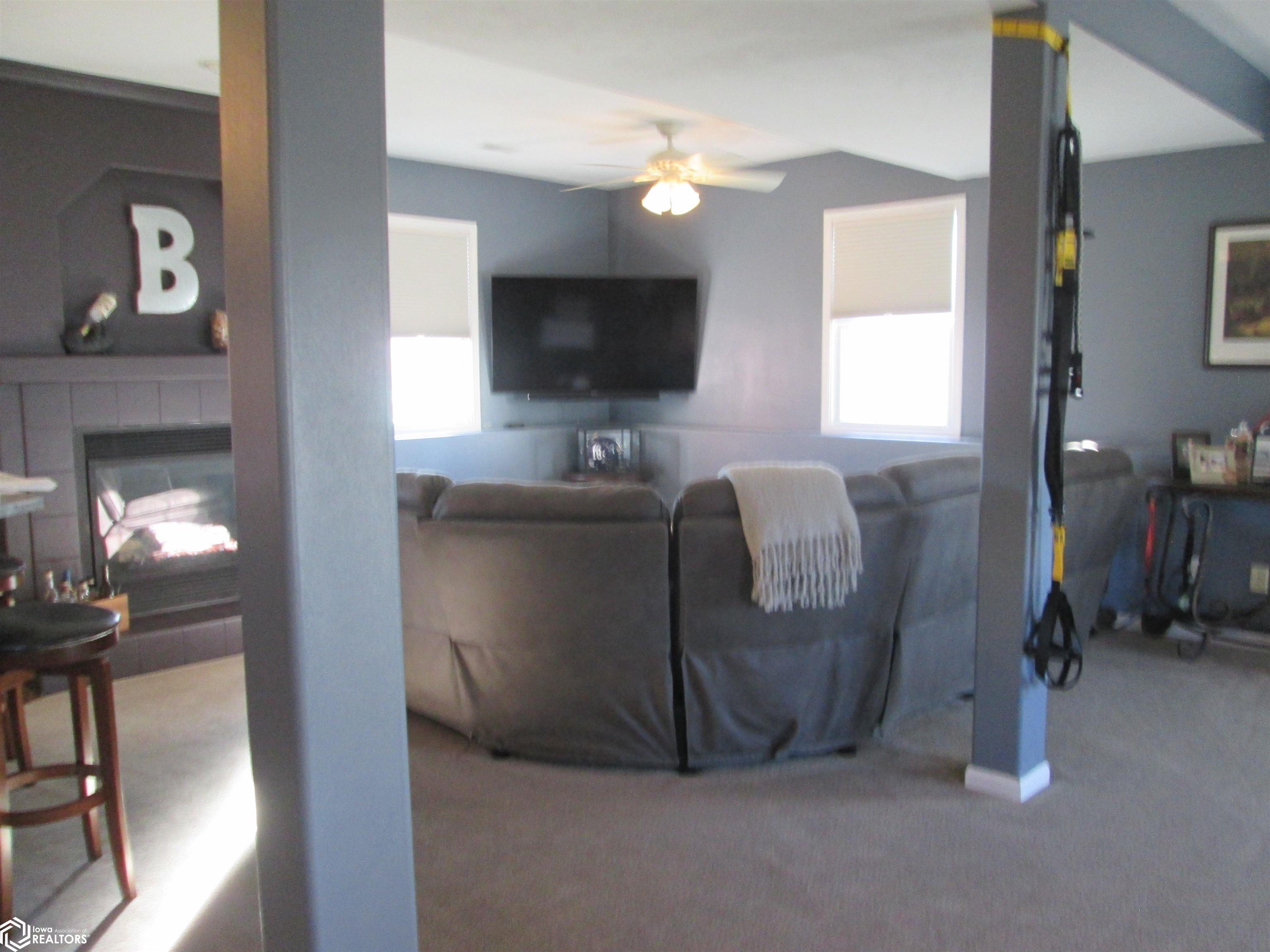 1427 Lynnwood, Burlington, Iowa image 18