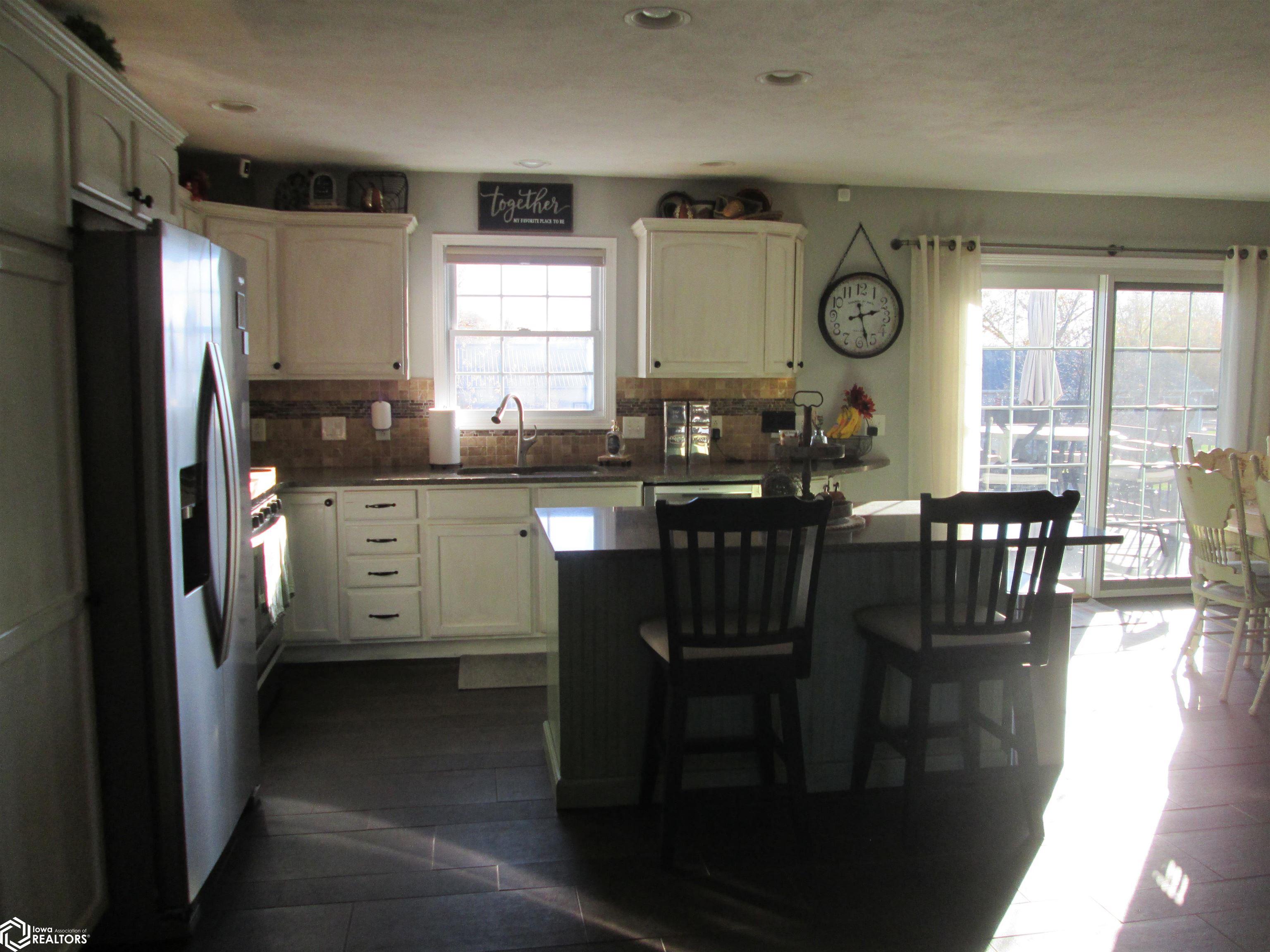 1427 Lynnwood, Burlington, Iowa image 35