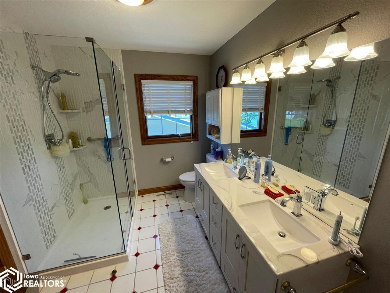 2707 S Lakeview Drive #2707, Clear Lake, Iowa image 14