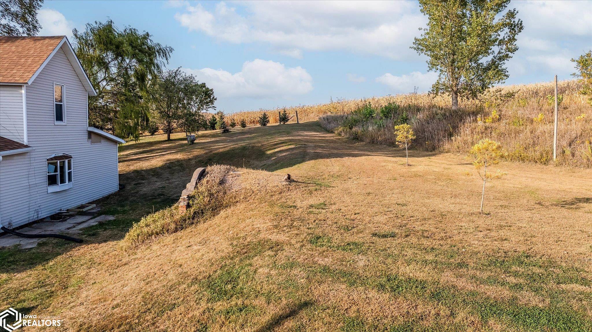 2692 Reading Trail, Logan, Iowa image 32