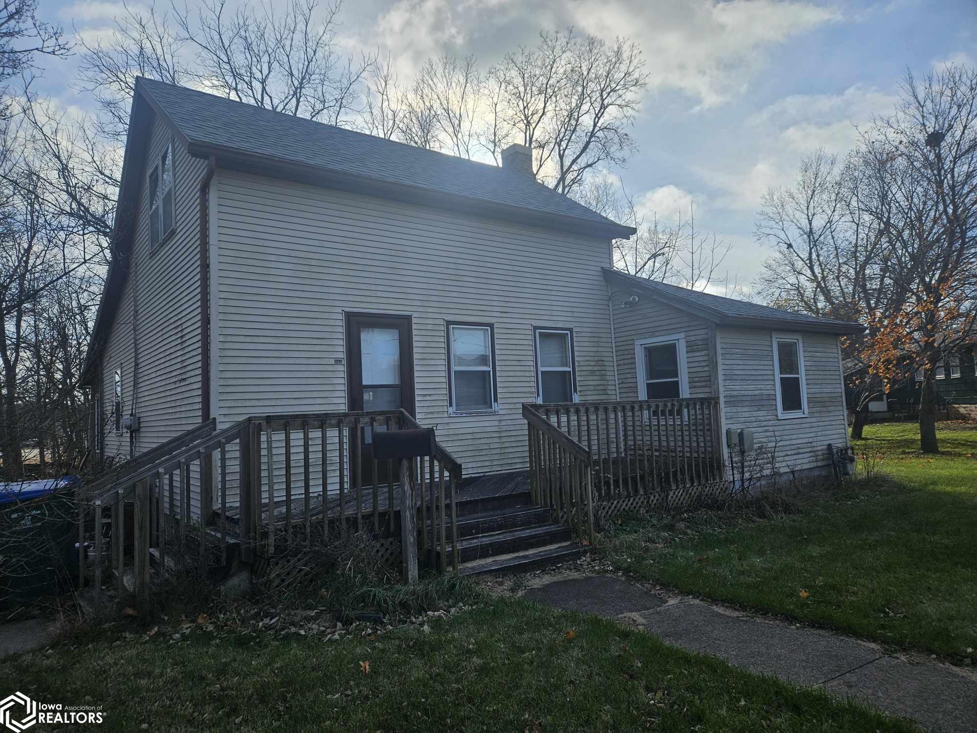 214 Elm Street, Webster City, Iowa image 1