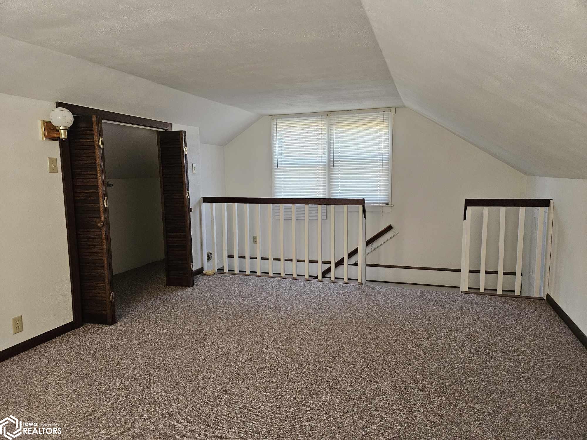 214 Elm Street, Webster City, Iowa image 11