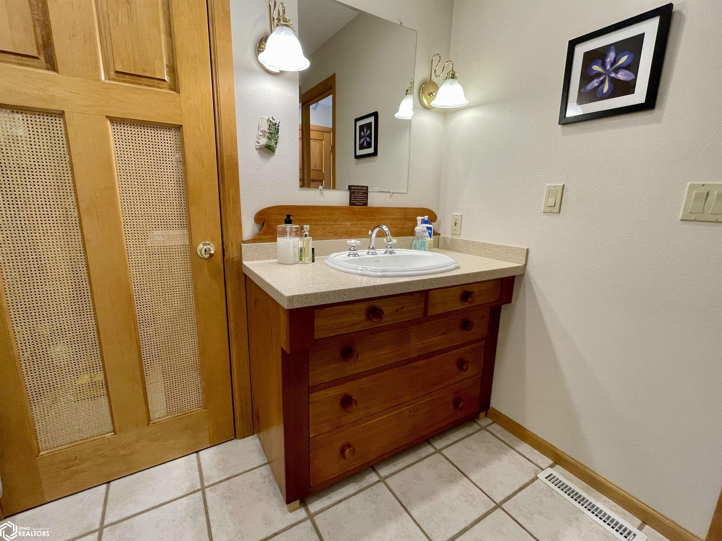 414 E Lake St #3, Ventura, Iowa image 28