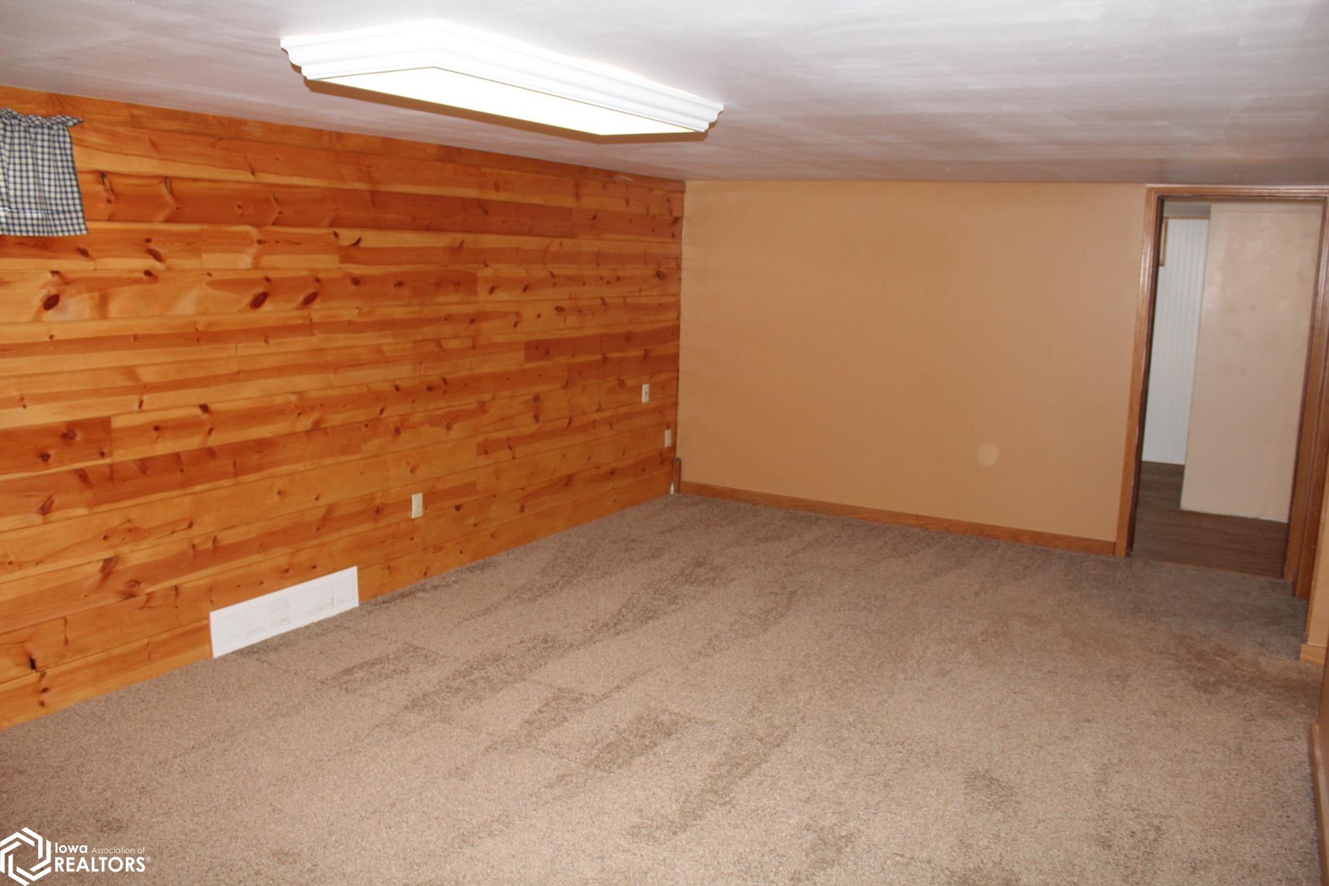 785 W 5th Street, Garner, Iowa image 19