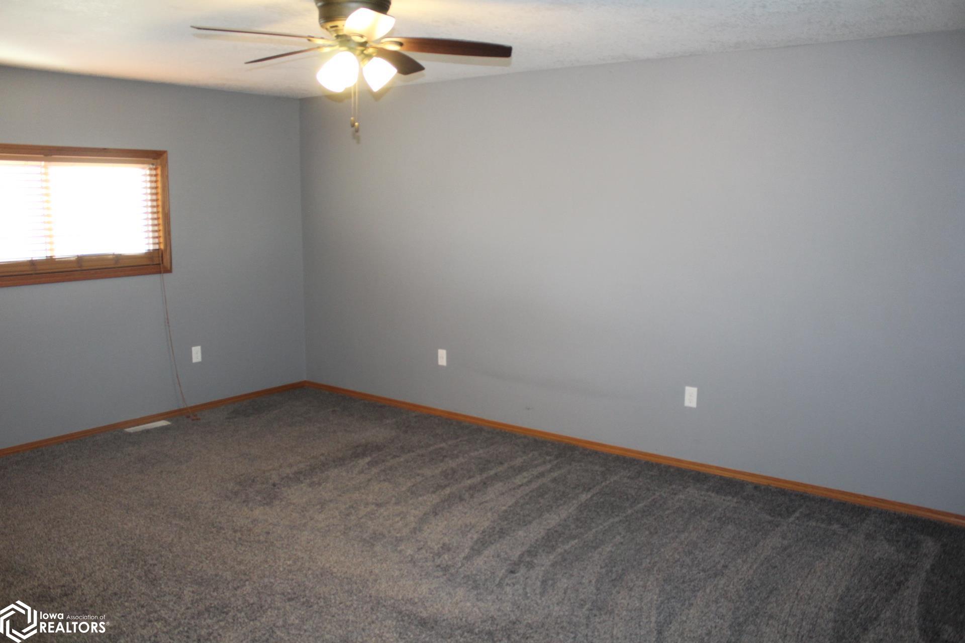 785 W 5th Street, Garner, Iowa image 10