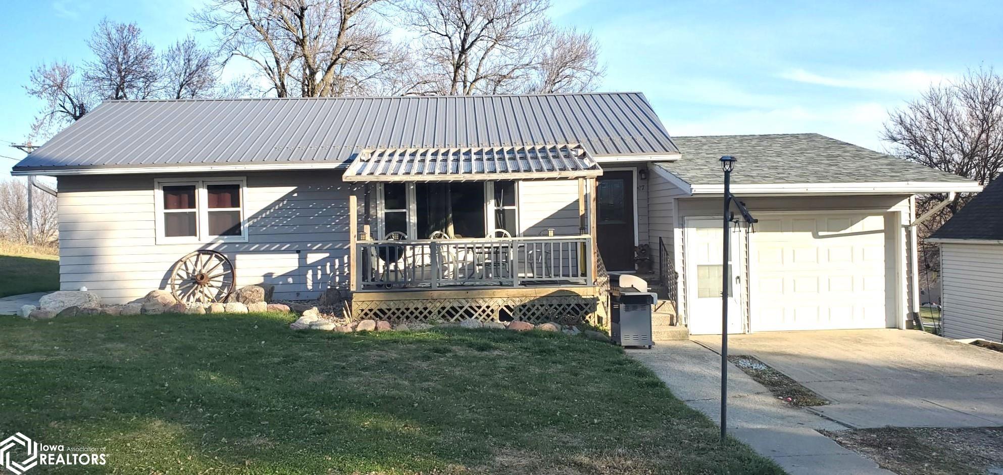 27 Lemon Street, Kiron, Iowa image 1