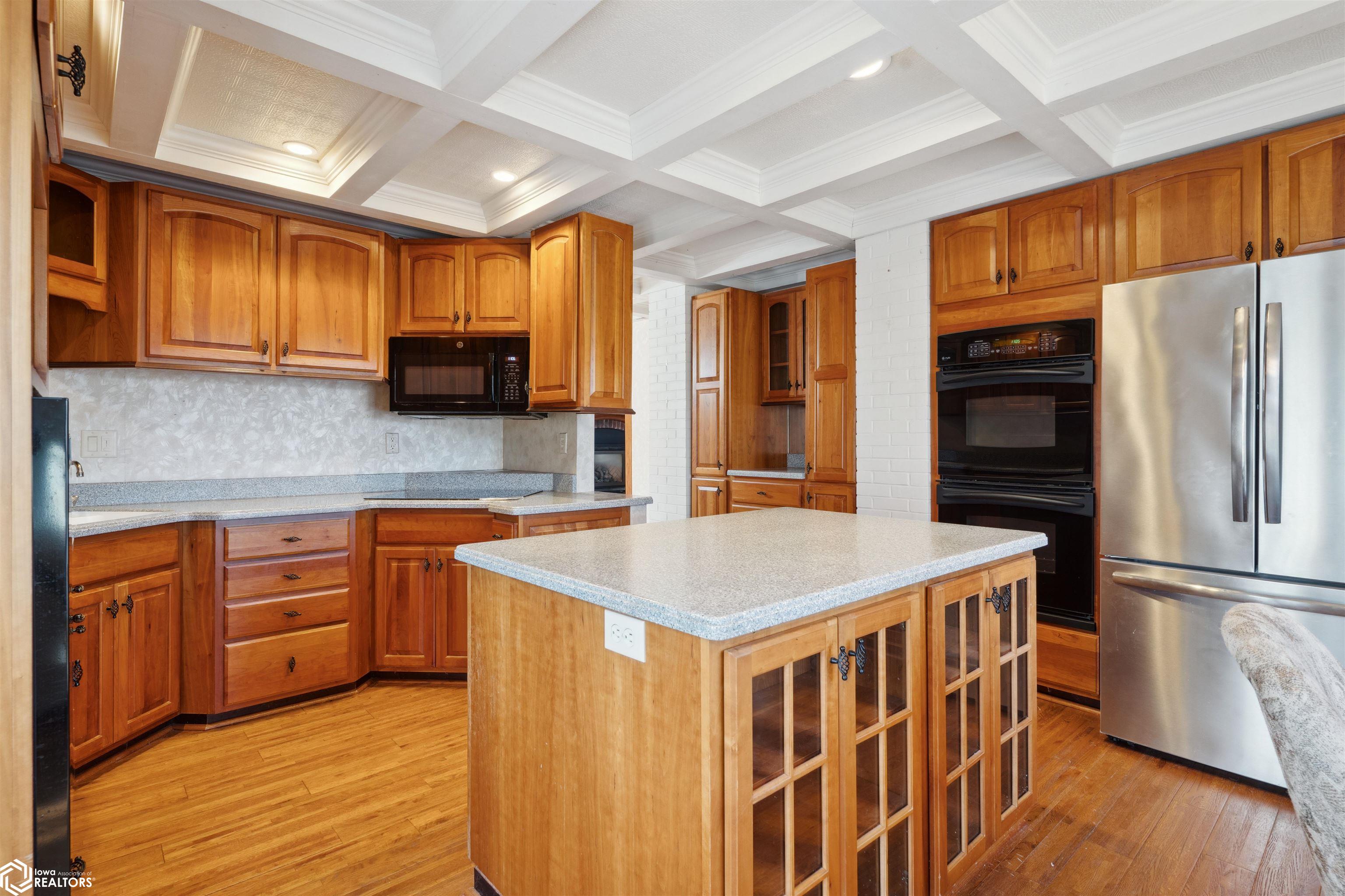 1012 Westwood Drive, Mount Pleasant, Iowa image 10
