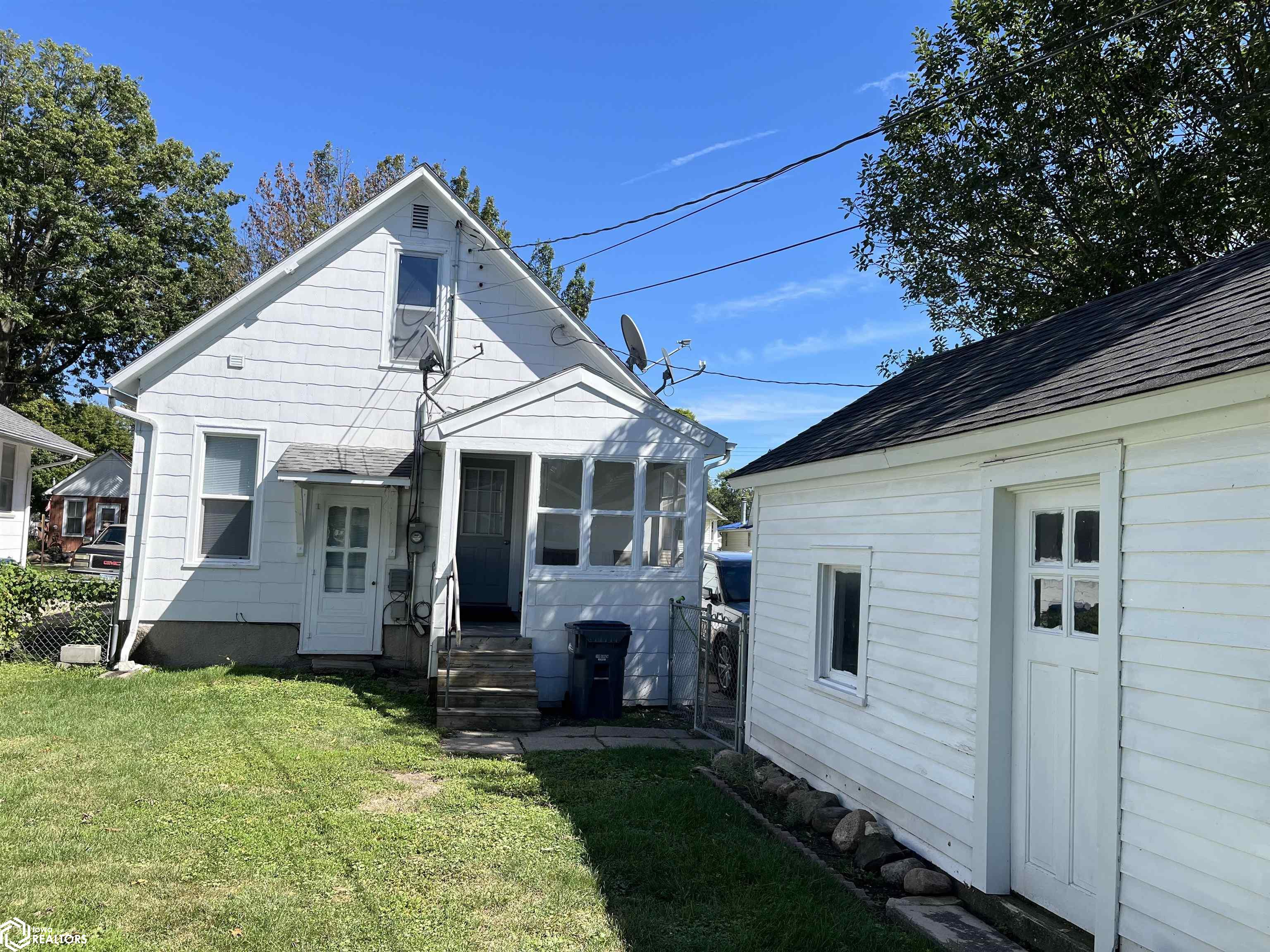 1311 S Garfield Avenue, Burlington, Iowa image 12