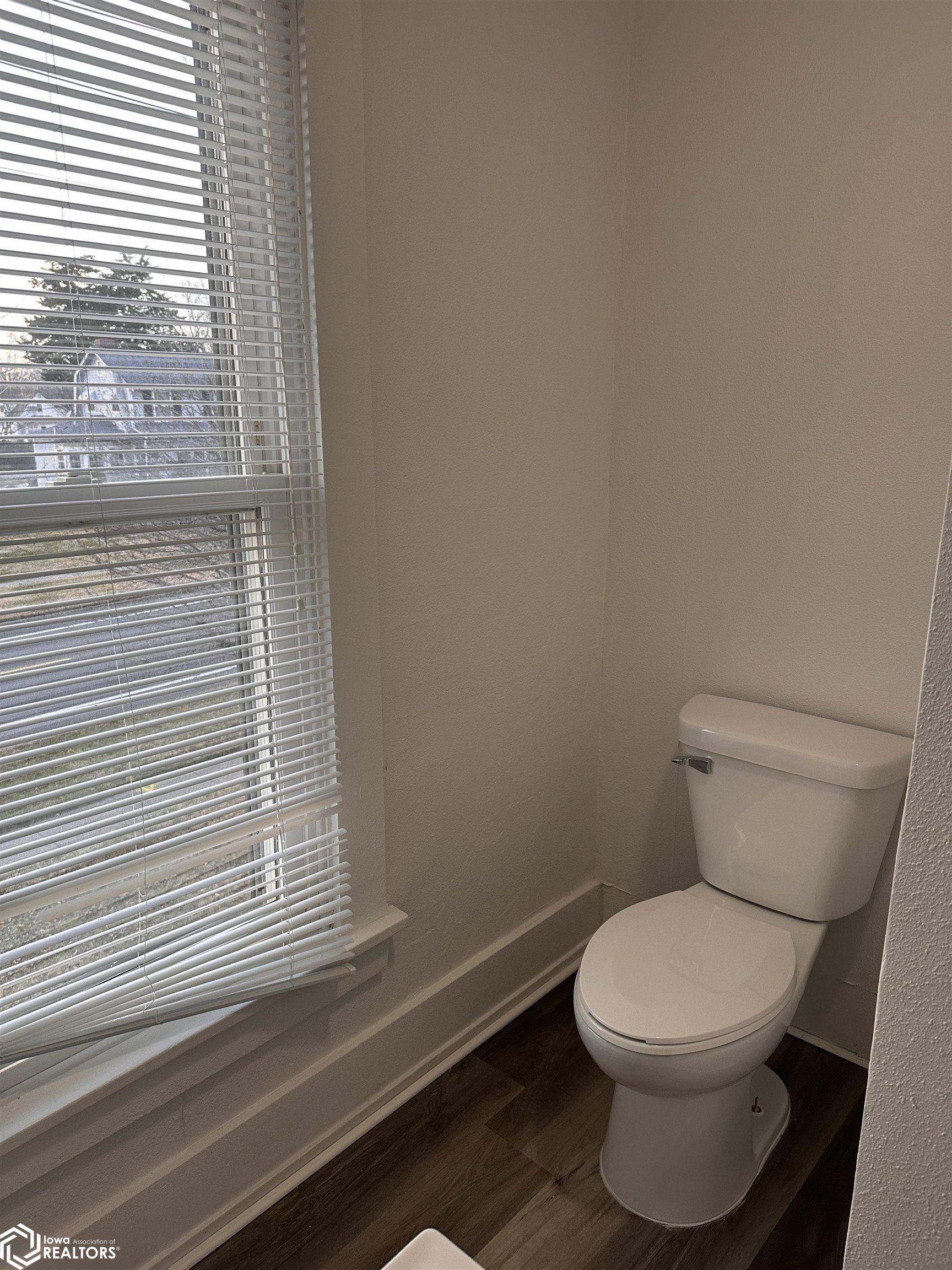 2104 Madison Avenue, Burlington, Iowa image 31