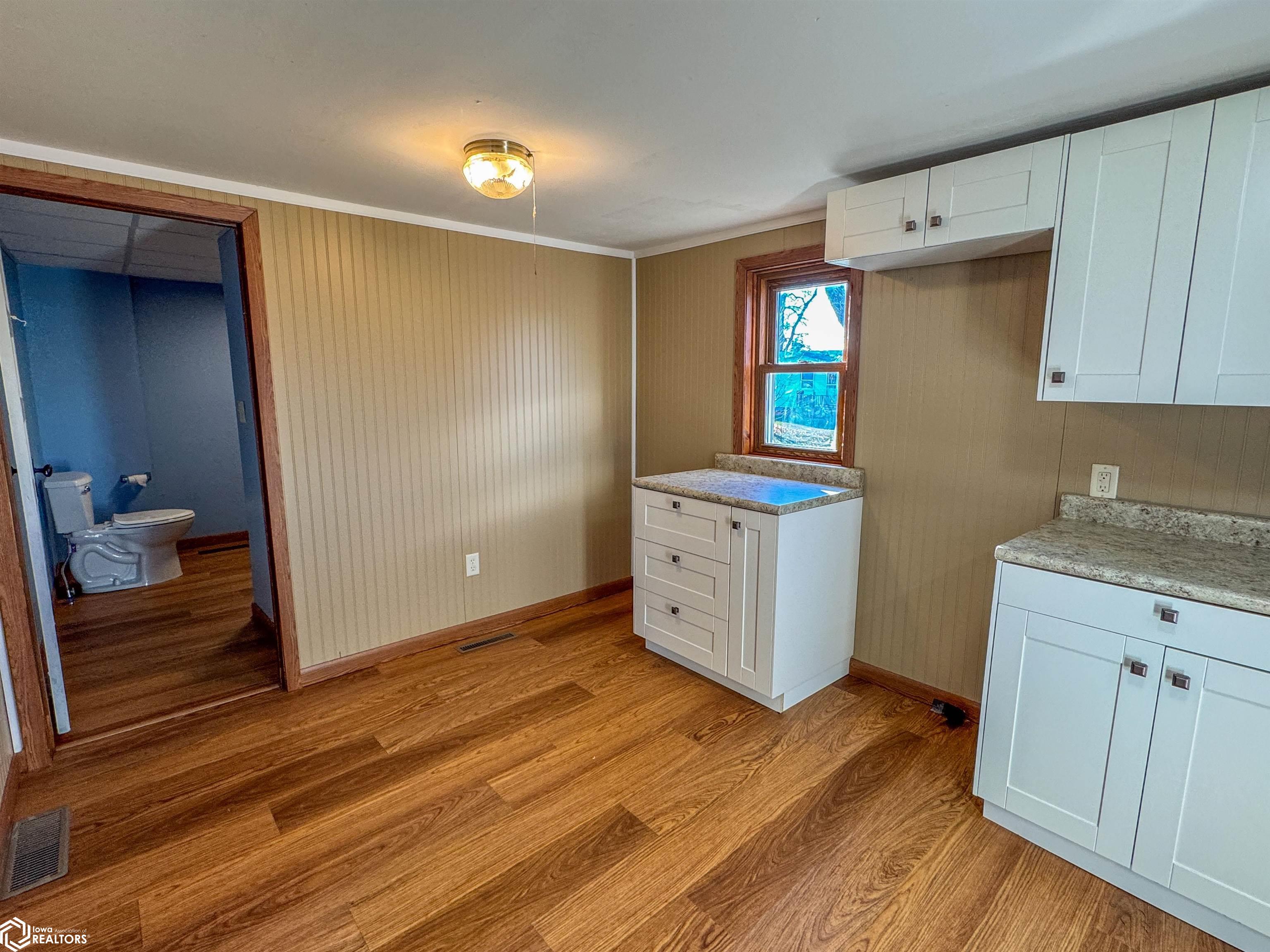 413 7th Street, Hampton, Iowa image 3