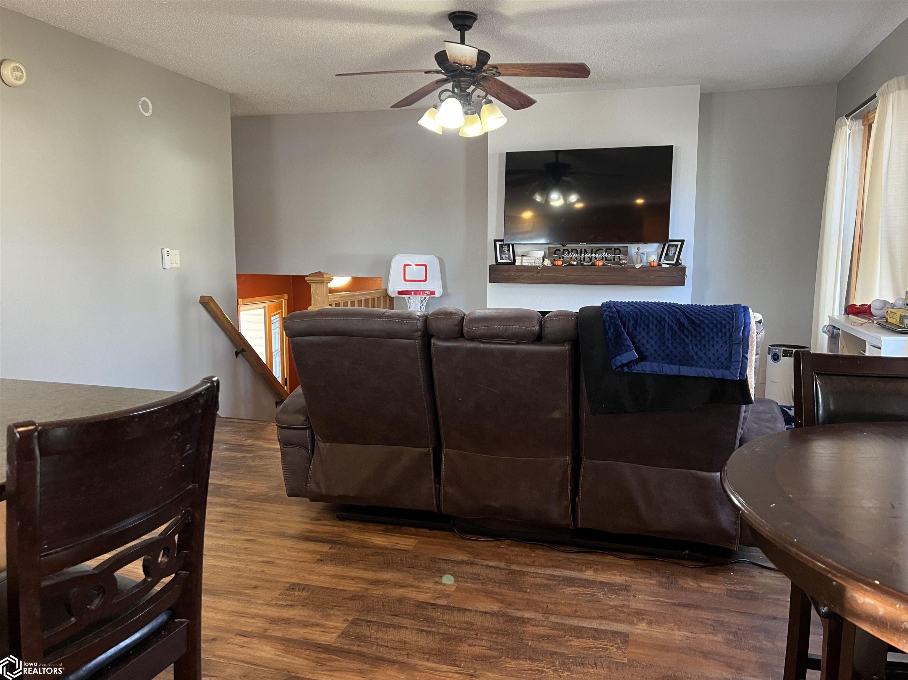 227 E 18th Street, Carroll, Iowa image 6