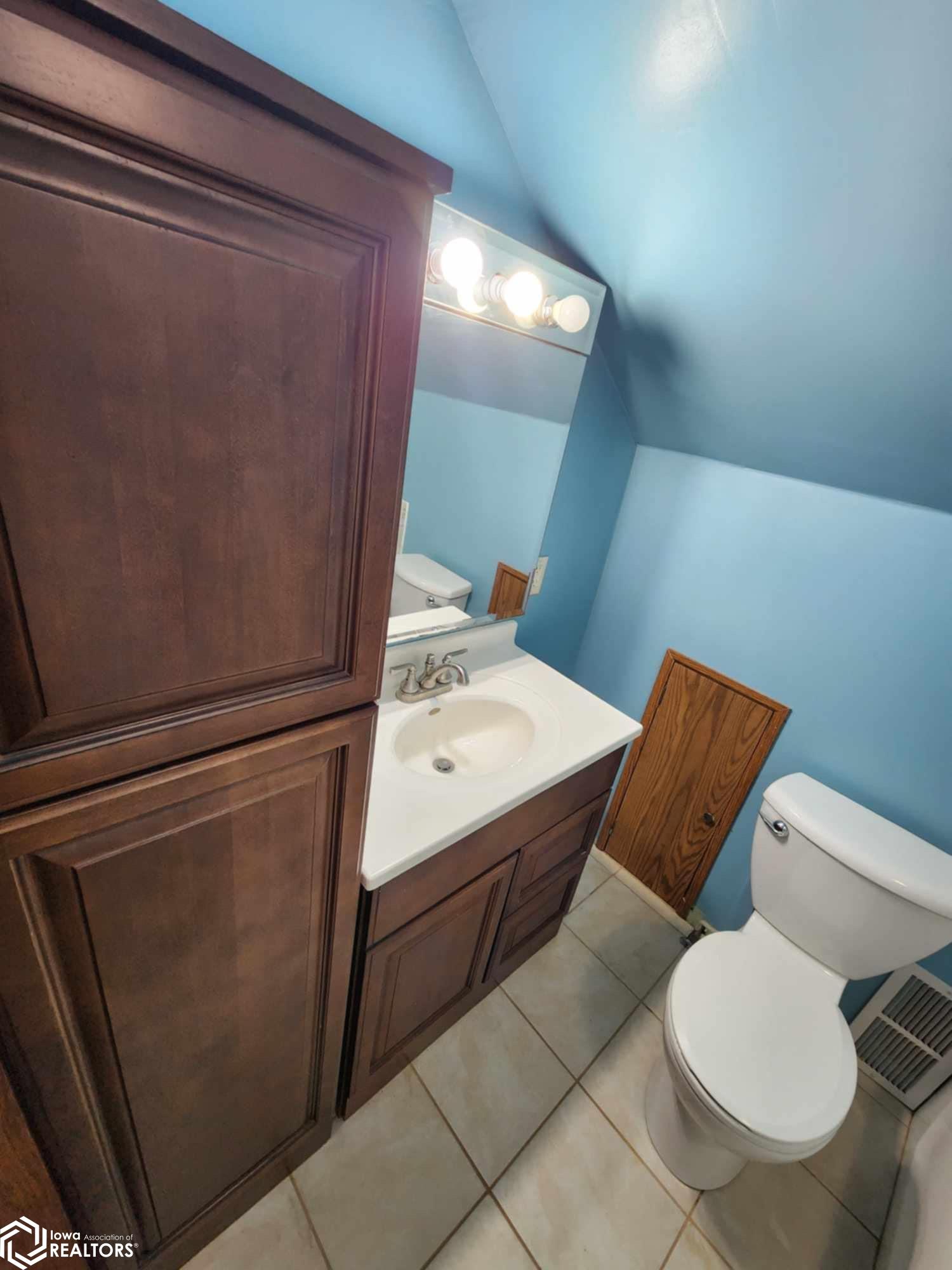 309 S Elizabeth, Stronghurst, Illinois image 26