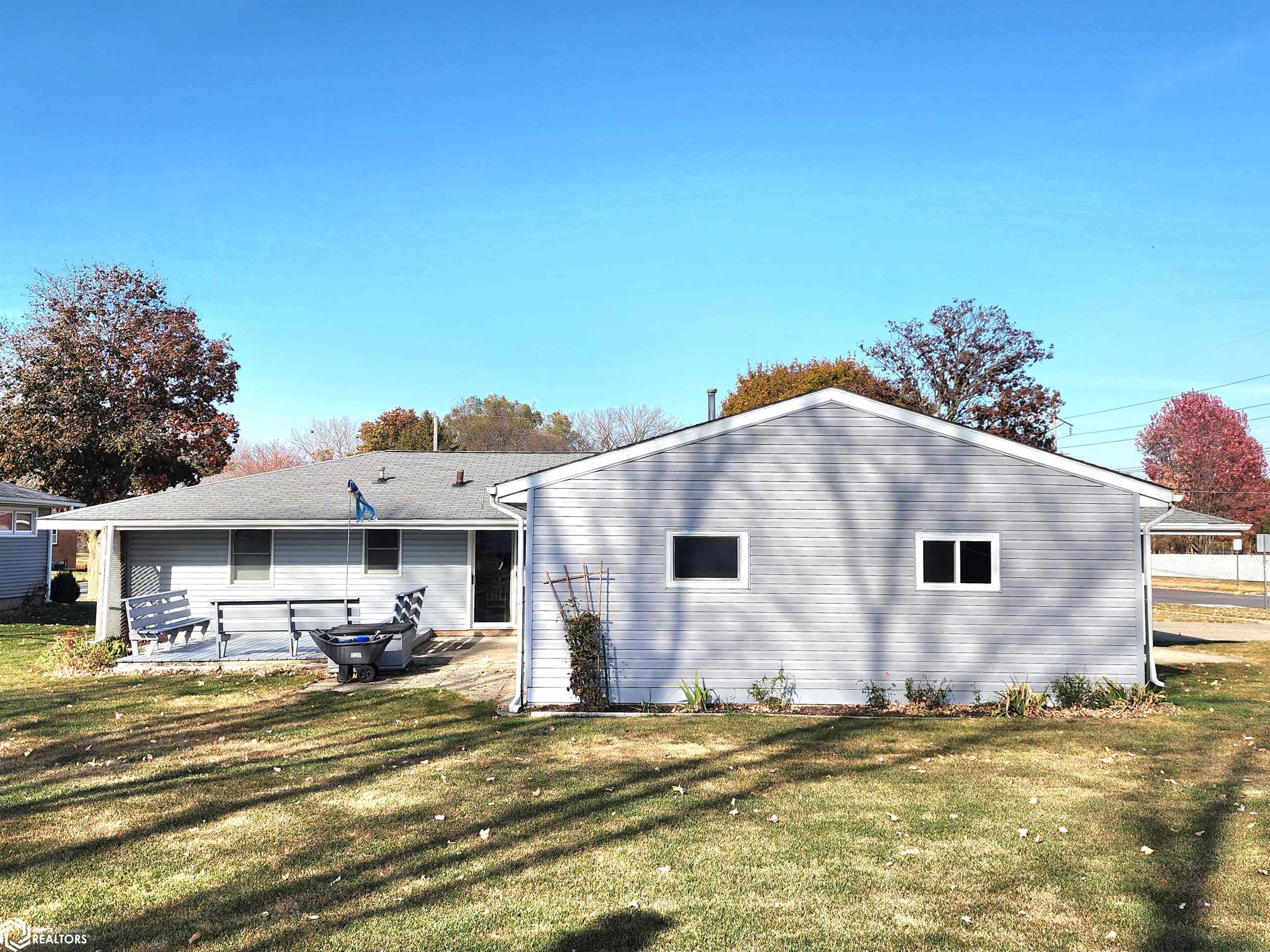 1469 E State Street, Mason City, Iowa image 4