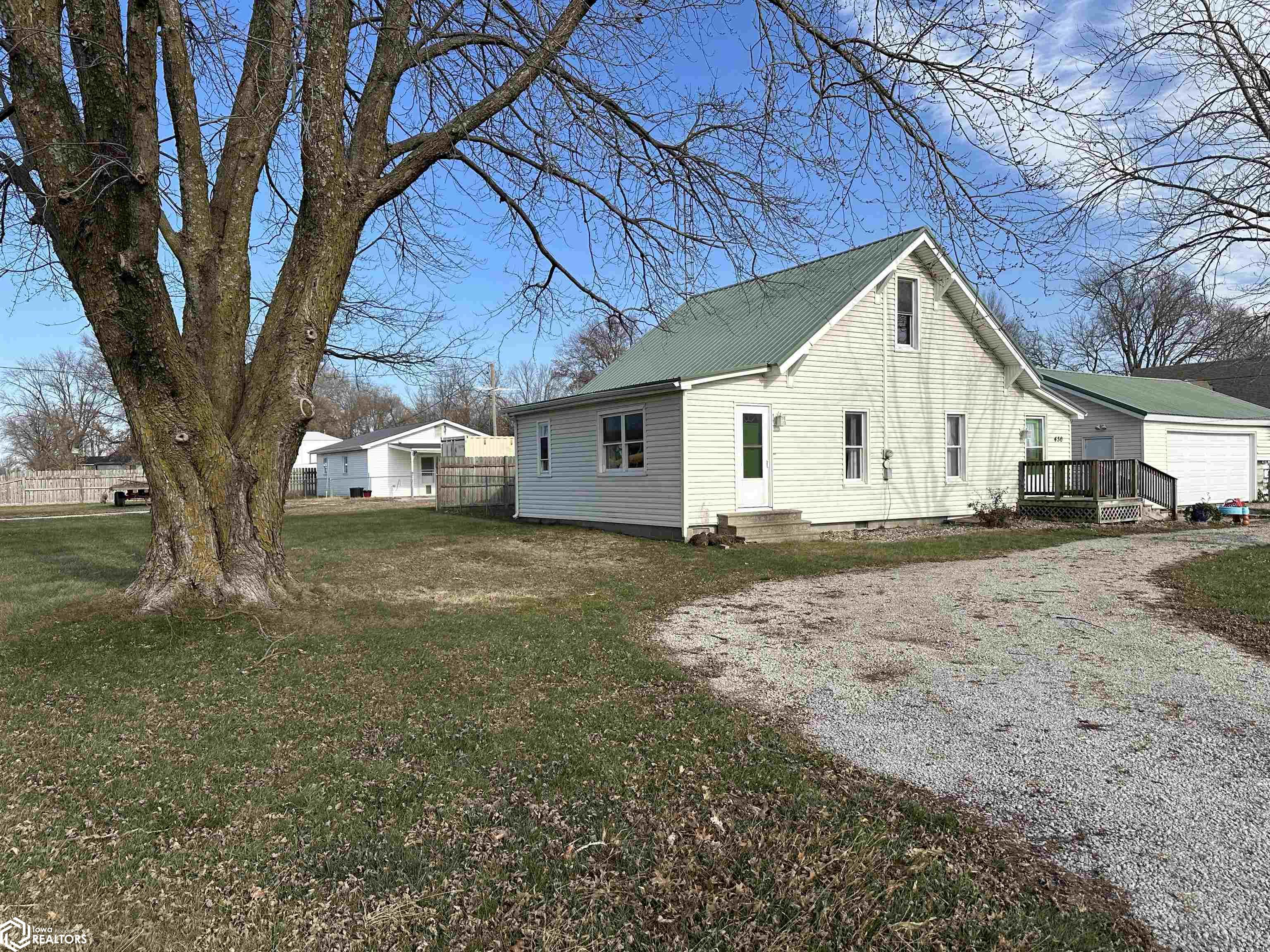 430 S Front Street, Humeston, Iowa image 2