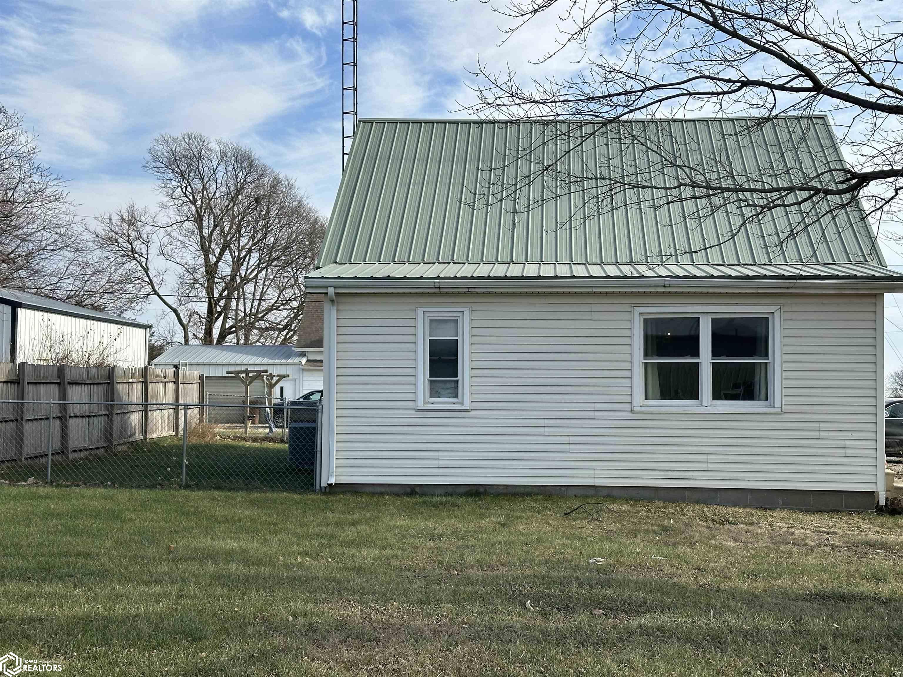 430 S Front Street, Humeston, Iowa image 6