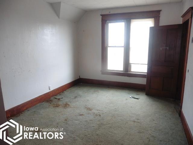 321 3rd Street, Moorhead, Iowa image 11