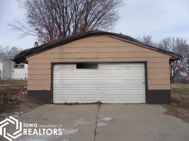 321 3rd Street, Moorhead, Iowa image 14